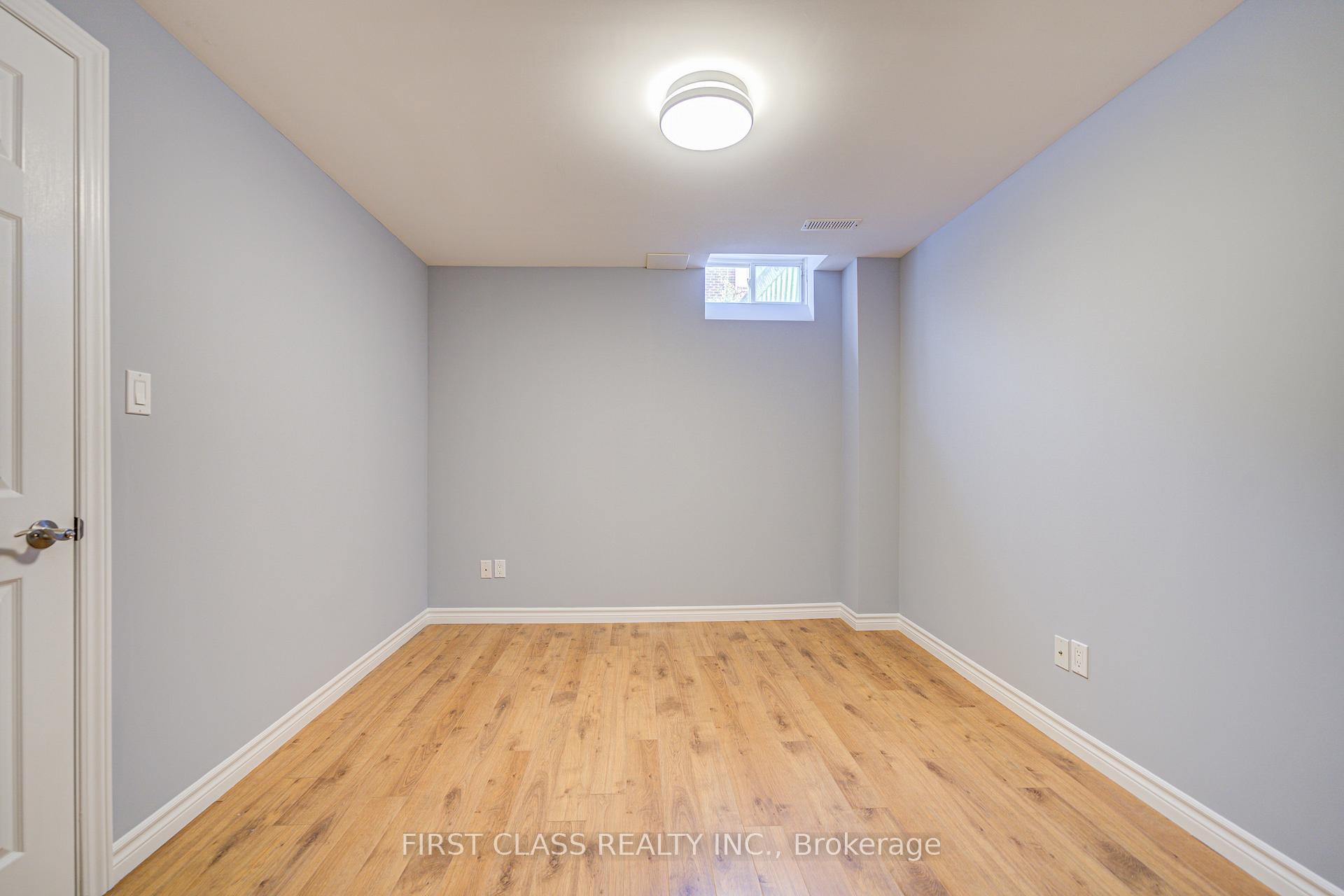 Photo 36 of 86 Stotts Crescent, Markham, Wismer — HOMEH
