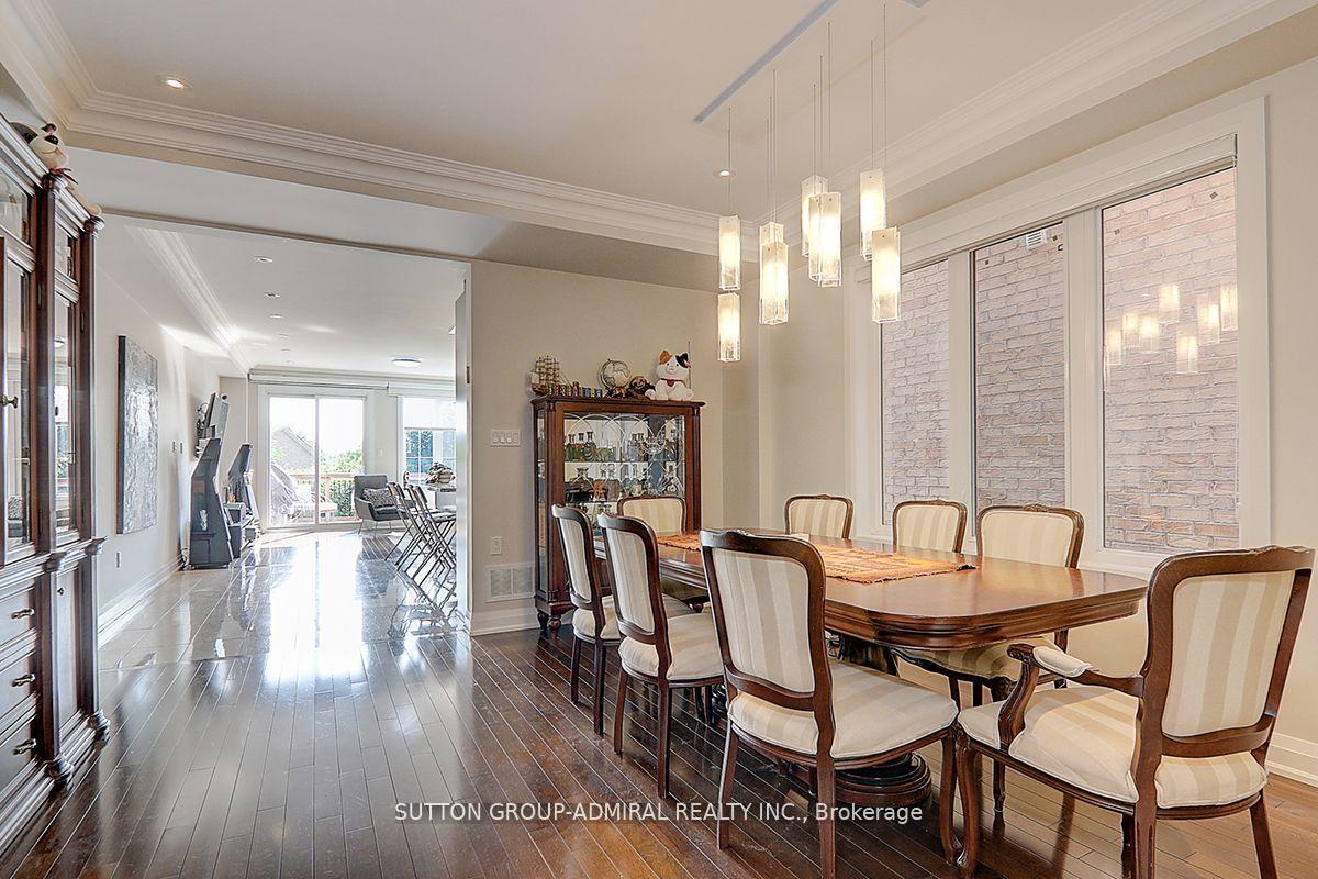 Photo 6 of 25 Bristlewood Crescent, Vaughan, Patterson — HOMEH