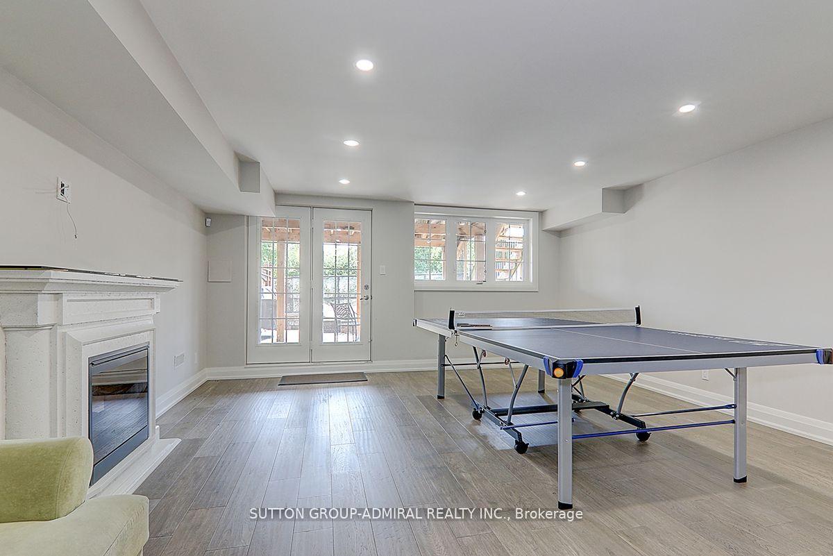 Photo 21 of 25 Bristlewood Crescent, Vaughan, Patterson — HOMEH