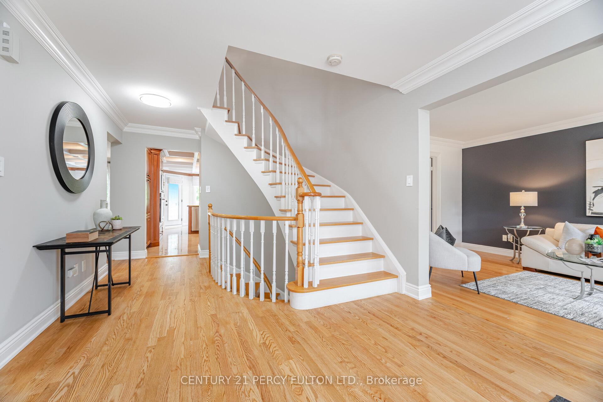 Photo 6 of 1019 Sherman Crescent, Pickering, Liverpool — HOMEH