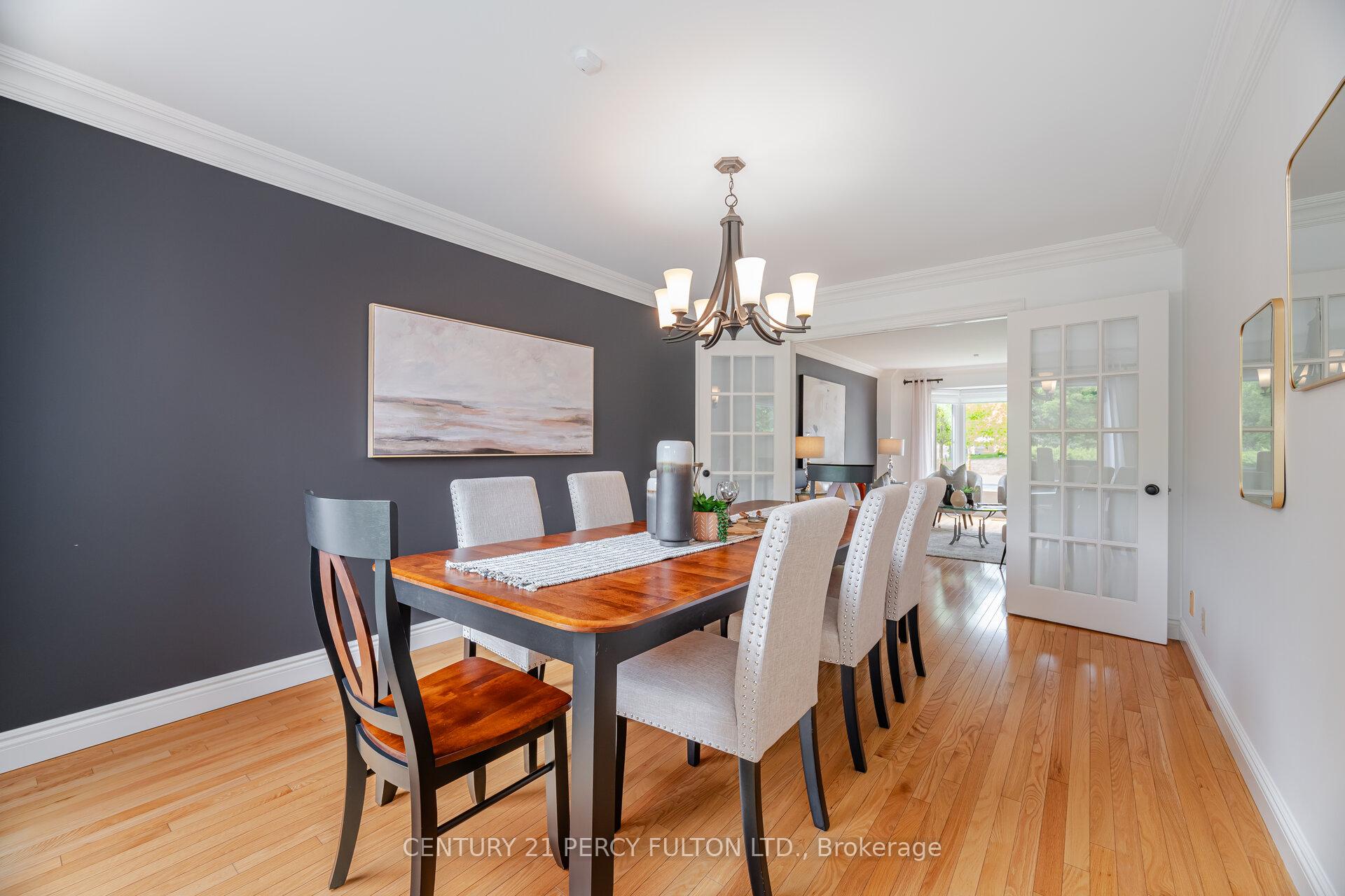 Photo 2 of 1019 Sherman Crescent, Pickering, Liverpool — HOMEH