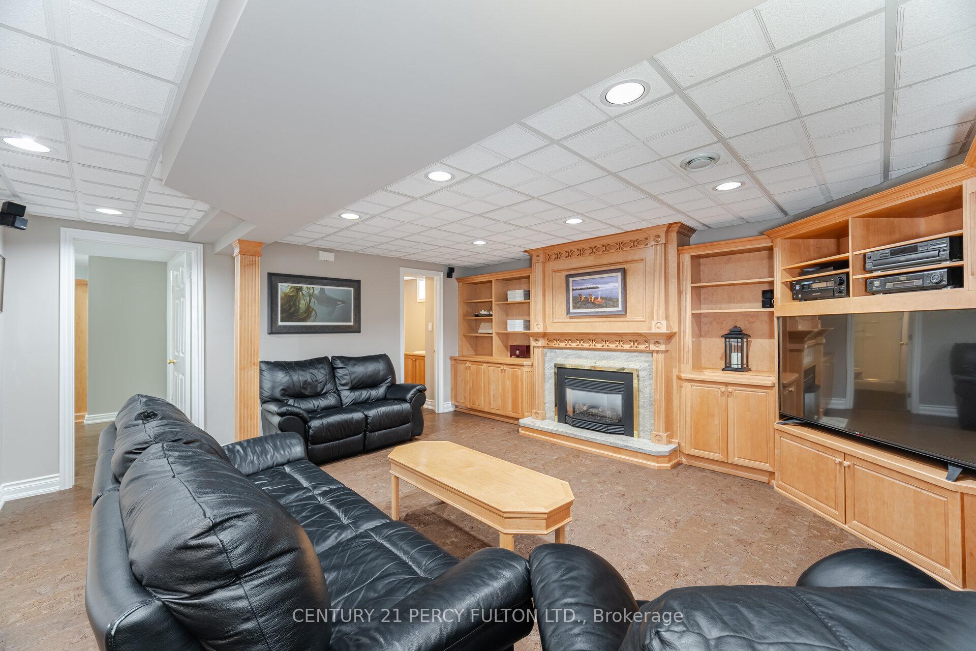 Photo 41 of 1019 Sherman Crescent, Pickering, Liverpool — HOMEH