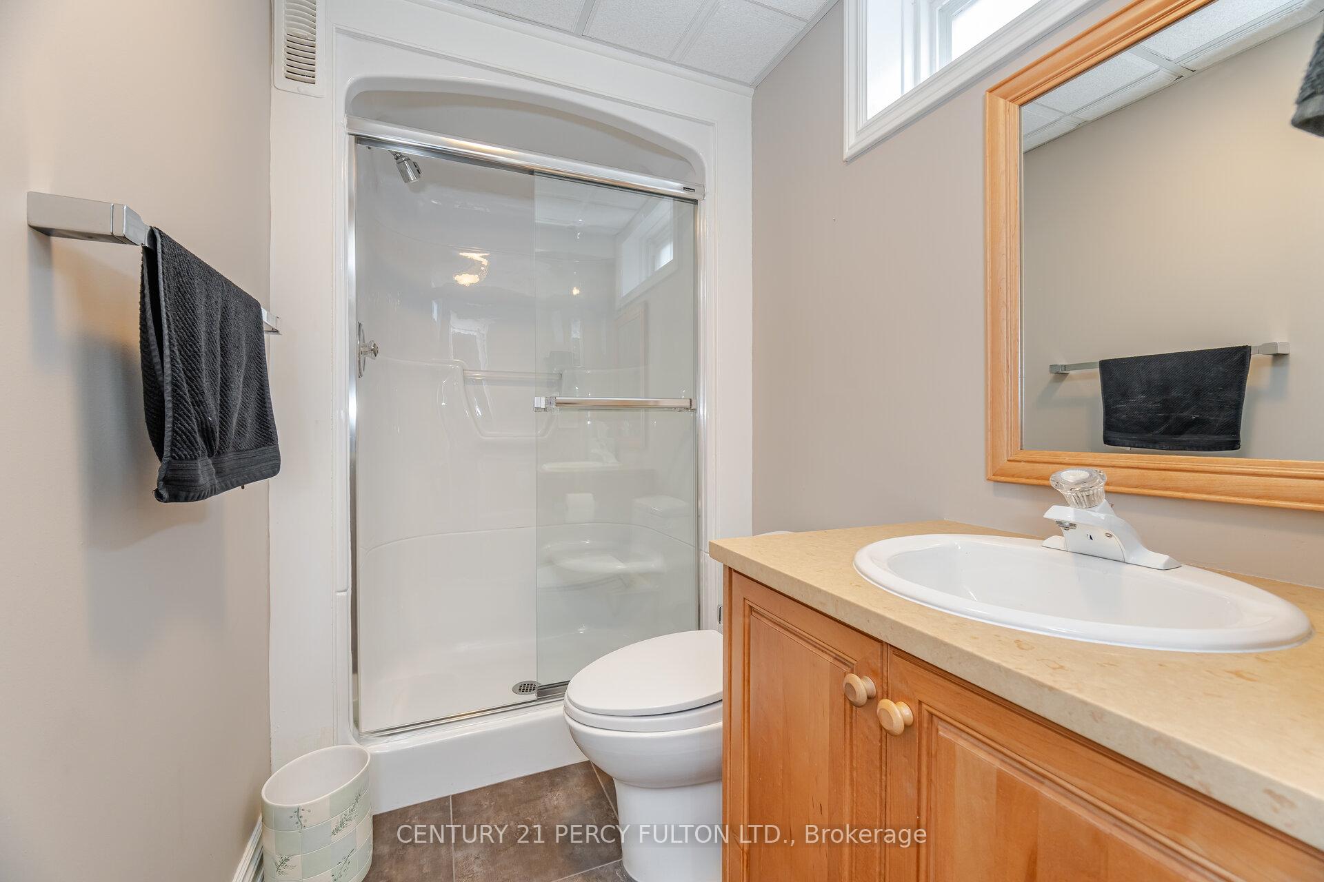 Photo 16 of 1019 Sherman Crescent, Pickering, Liverpool — HOMEH