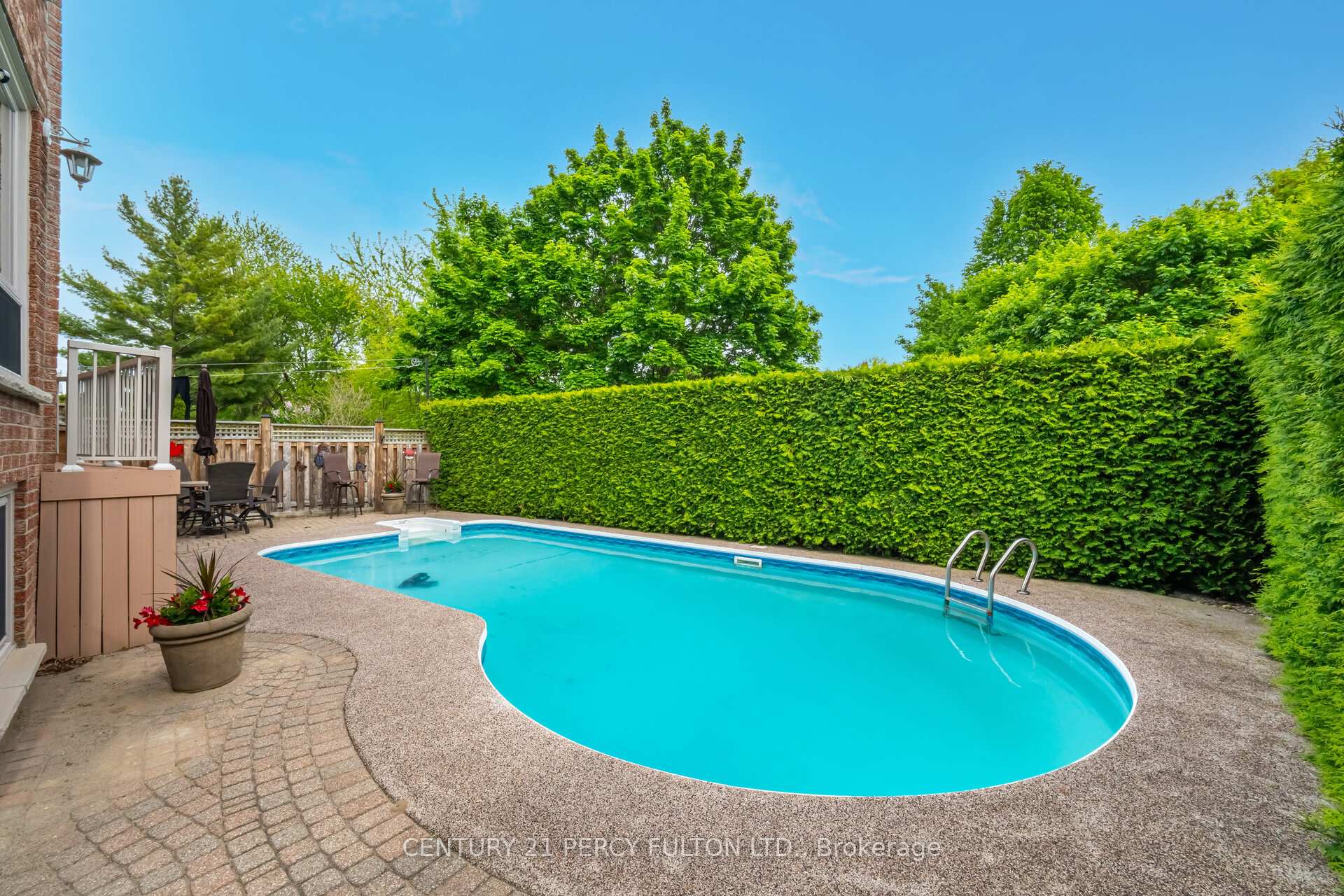 Photo 44 of 1019 Sherman Crescent, Pickering, Liverpool — HOMEH