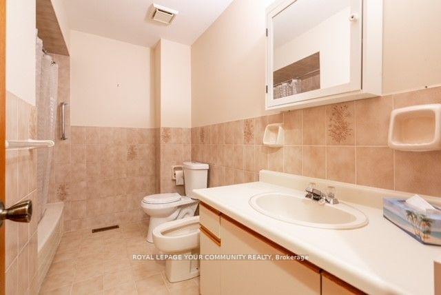Photo 4 of 167 Anthony Lane, Vaughan, Glen Shields — HOMEH
