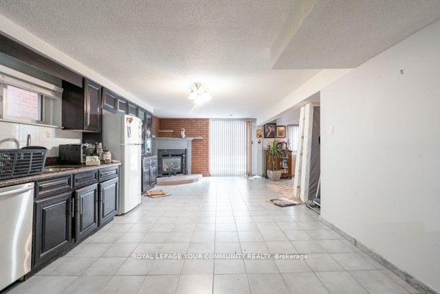 Photo 8 of 167 Anthony Lane, Vaughan, Glen Shields — HOMEH