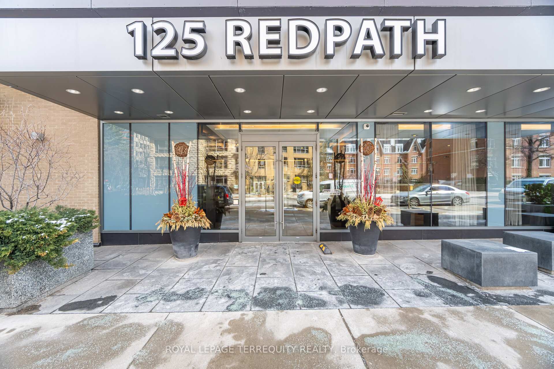 Photo 1 of Unit 405, 125 Redpath Avenue, Toronto, Mount Pleasant West — HOMEH