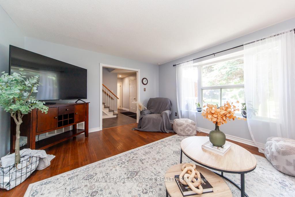 Photo 5 of 98 Chester Crescent, Scugog, Port Perry — HOMEH