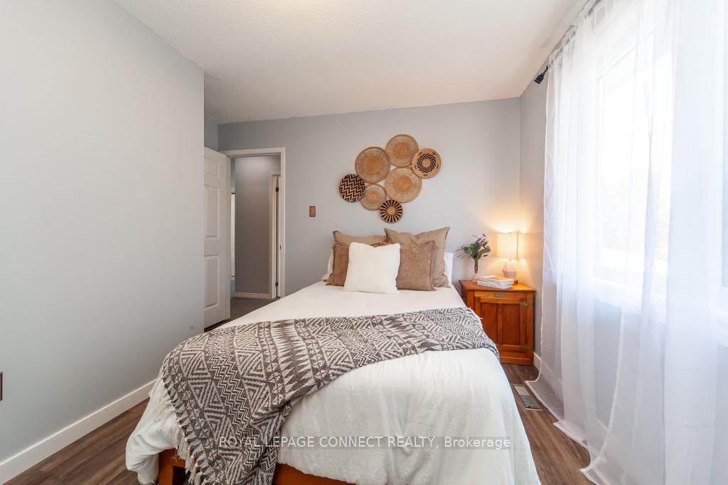 Photo 30 of 98 Chester Crescent, Scugog, Port Perry — HOMEH
