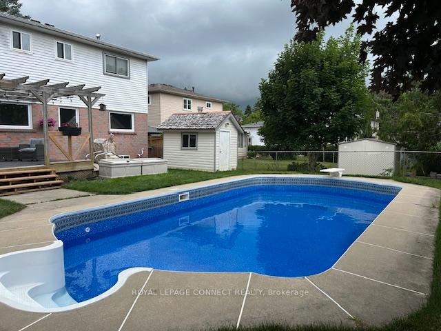 Photo 34 of 98 Chester Crescent, Scugog, Port Perry — HOMEH