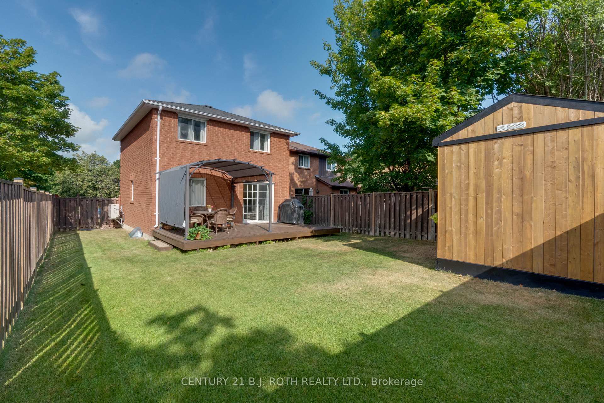 Photo 2 of 83 Geddes Crescent, Barrie, Northwest — HOMEH