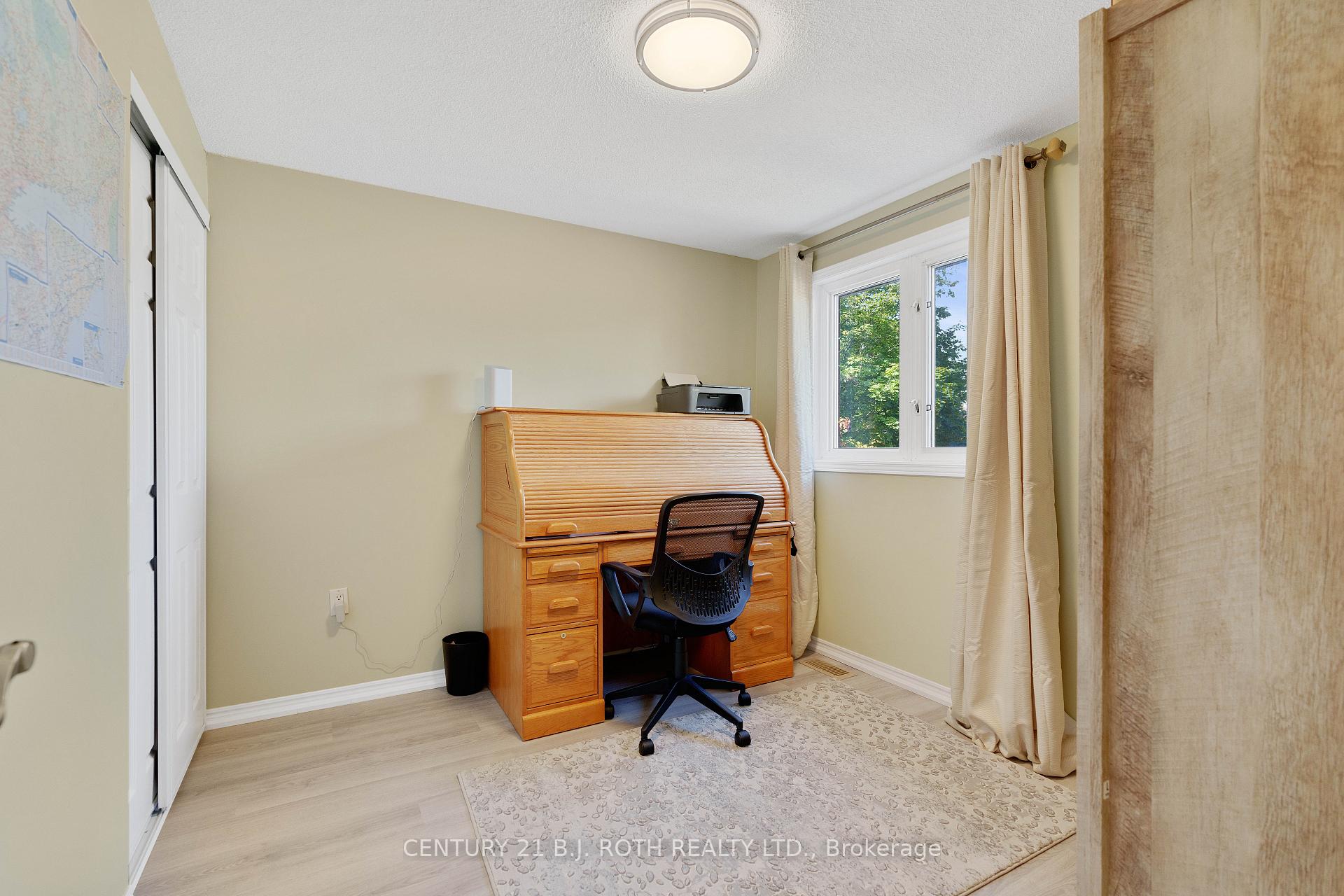 Photo 12 of 83 Geddes Crescent, Barrie, Northwest — HOMEH
