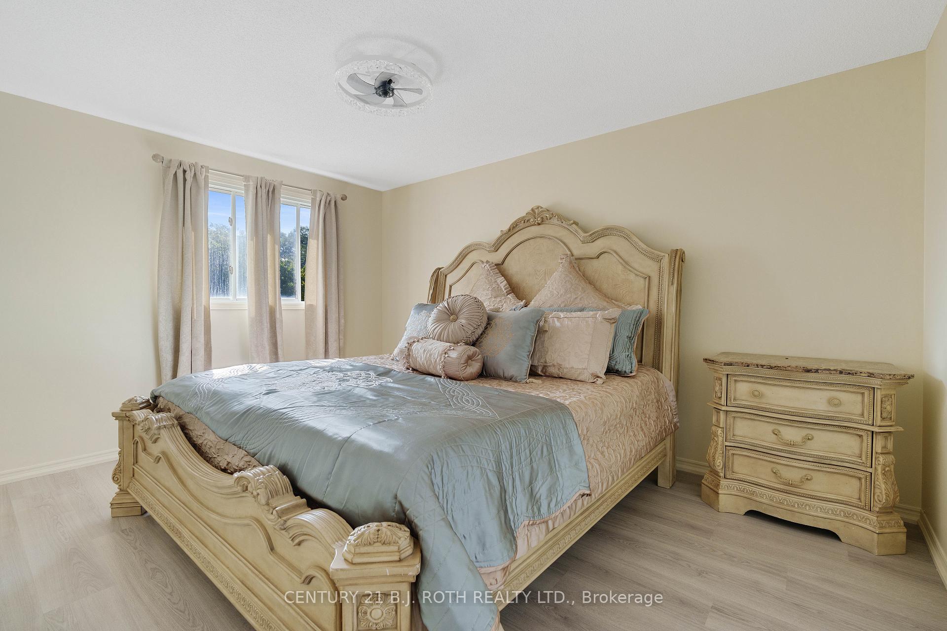 Photo 11 of 83 Geddes Crescent, Barrie, Northwest — HOMEH