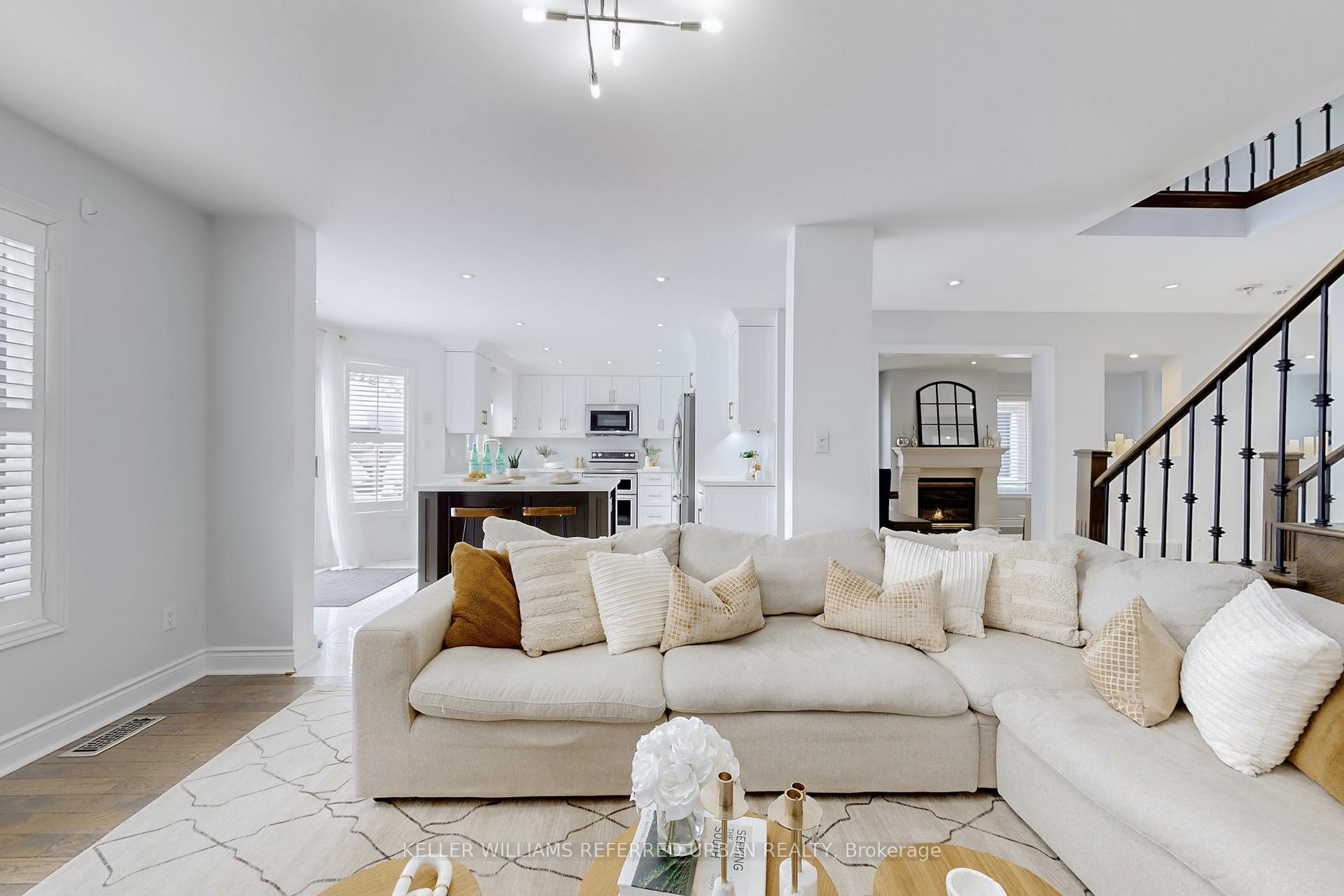 Photo 12 of 6 Mazzone Drive, Vaughan, Vellore Village — HOMEH