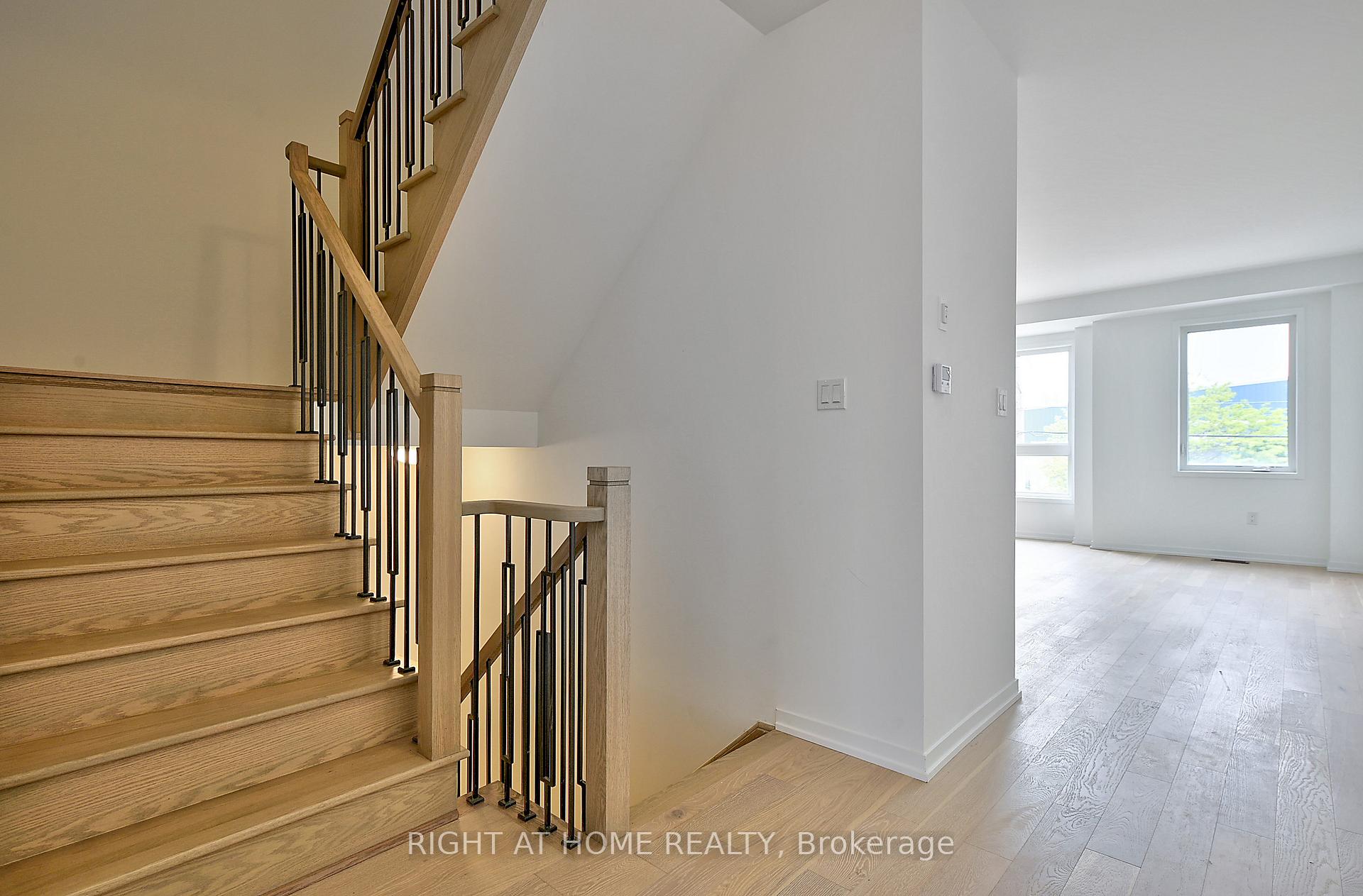 Photo 17 of 219 Monarch Avenue, Ajax, South East — HOMEH
