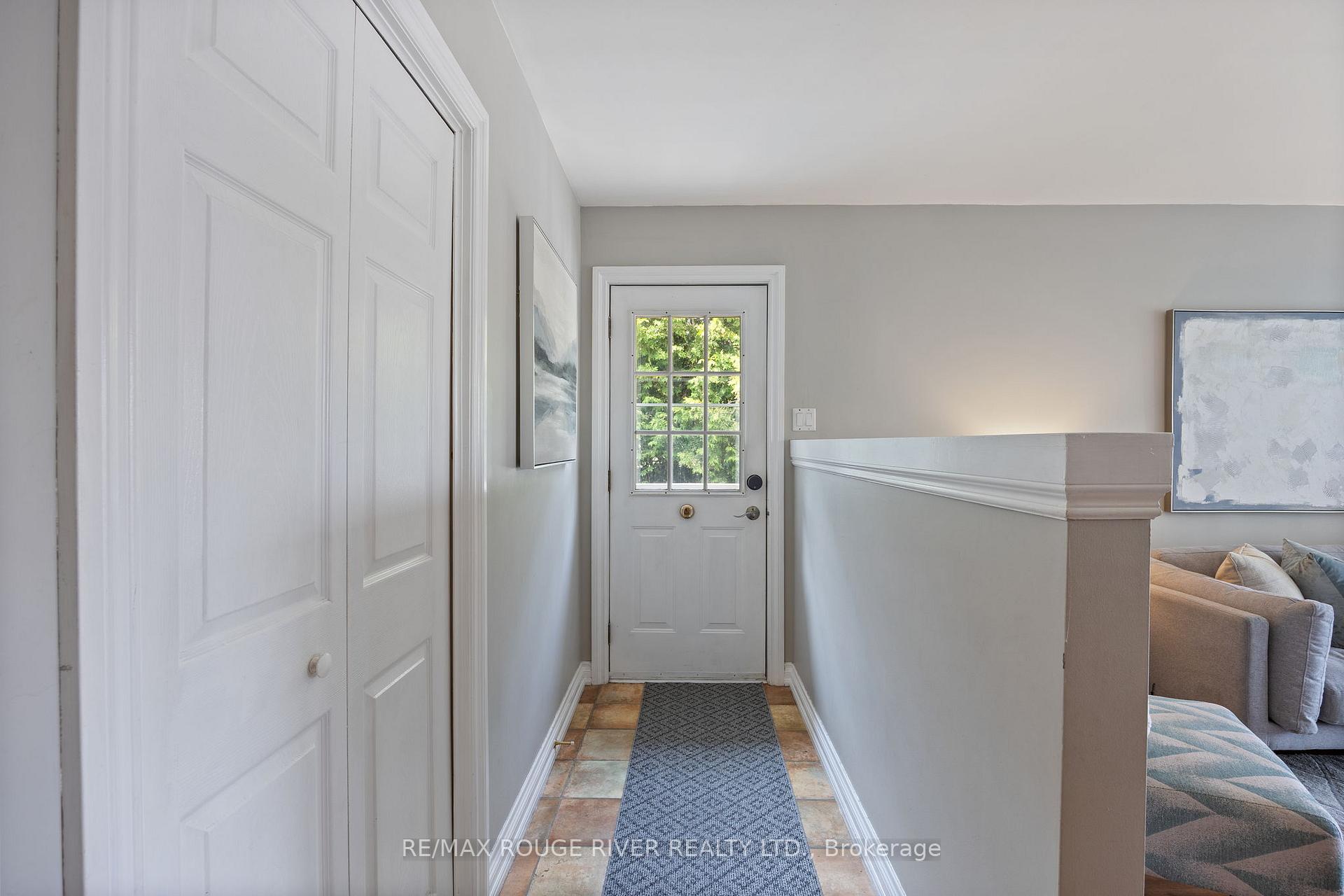 Photo 6 of 716 Hillcrest Road, Pickering, West Shore — HOMEH