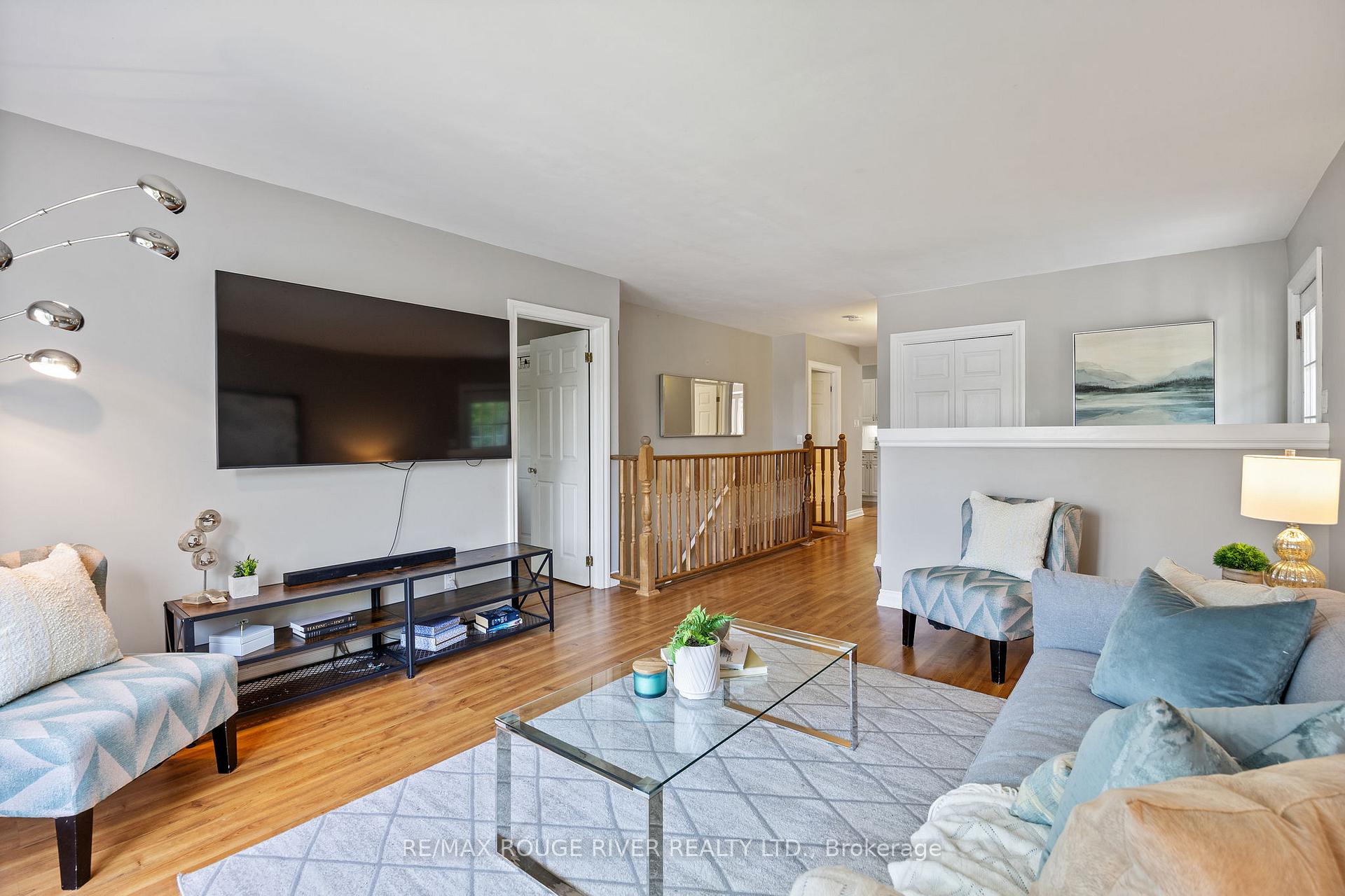 Photo 12 of 716 Hillcrest Road, Pickering, West Shore — HOMEH