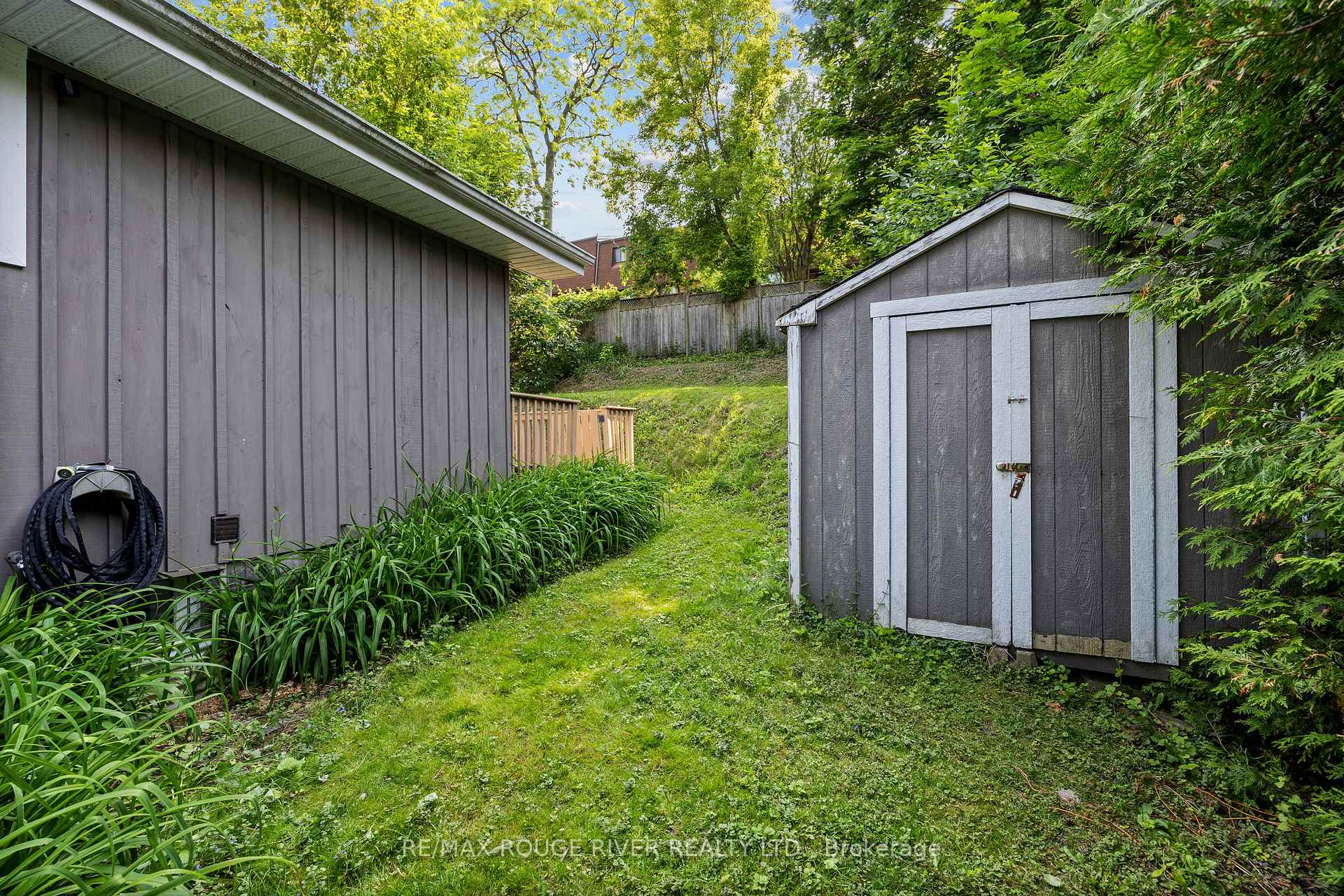 Photo 40 of 716 Hillcrest Road, Pickering, West Shore — HOMEH