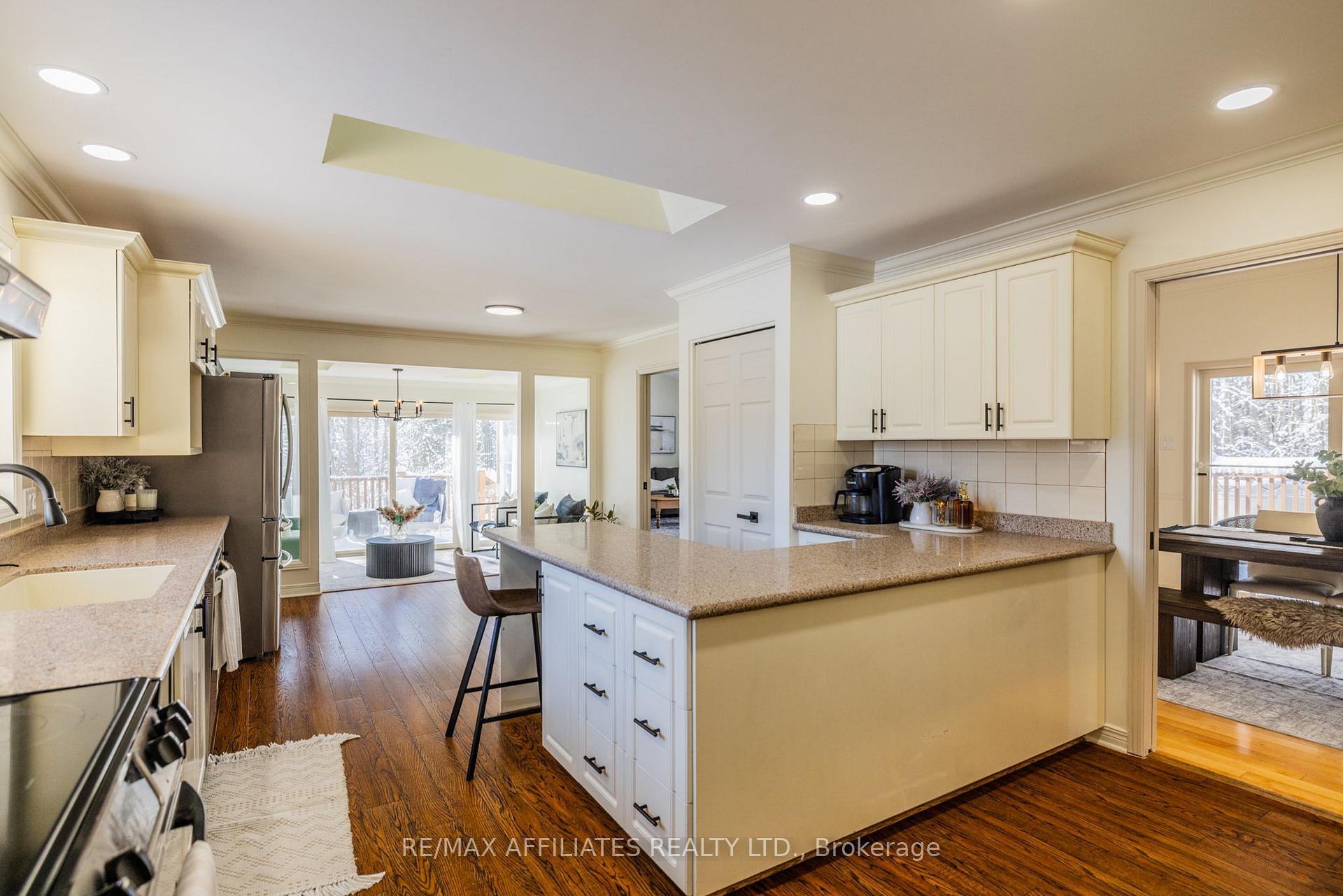 Photo 10 of 16 Kimini Drive, Ottawa, Remainder of Stittsville & Area — HOMEH