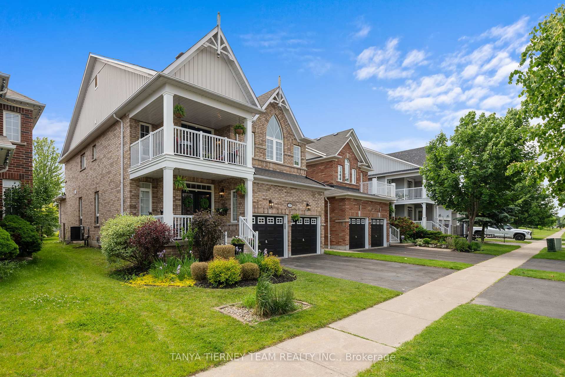 Photo 24 of 116 Cachet Boulevard, Whitby, Brooklin — HOMEH