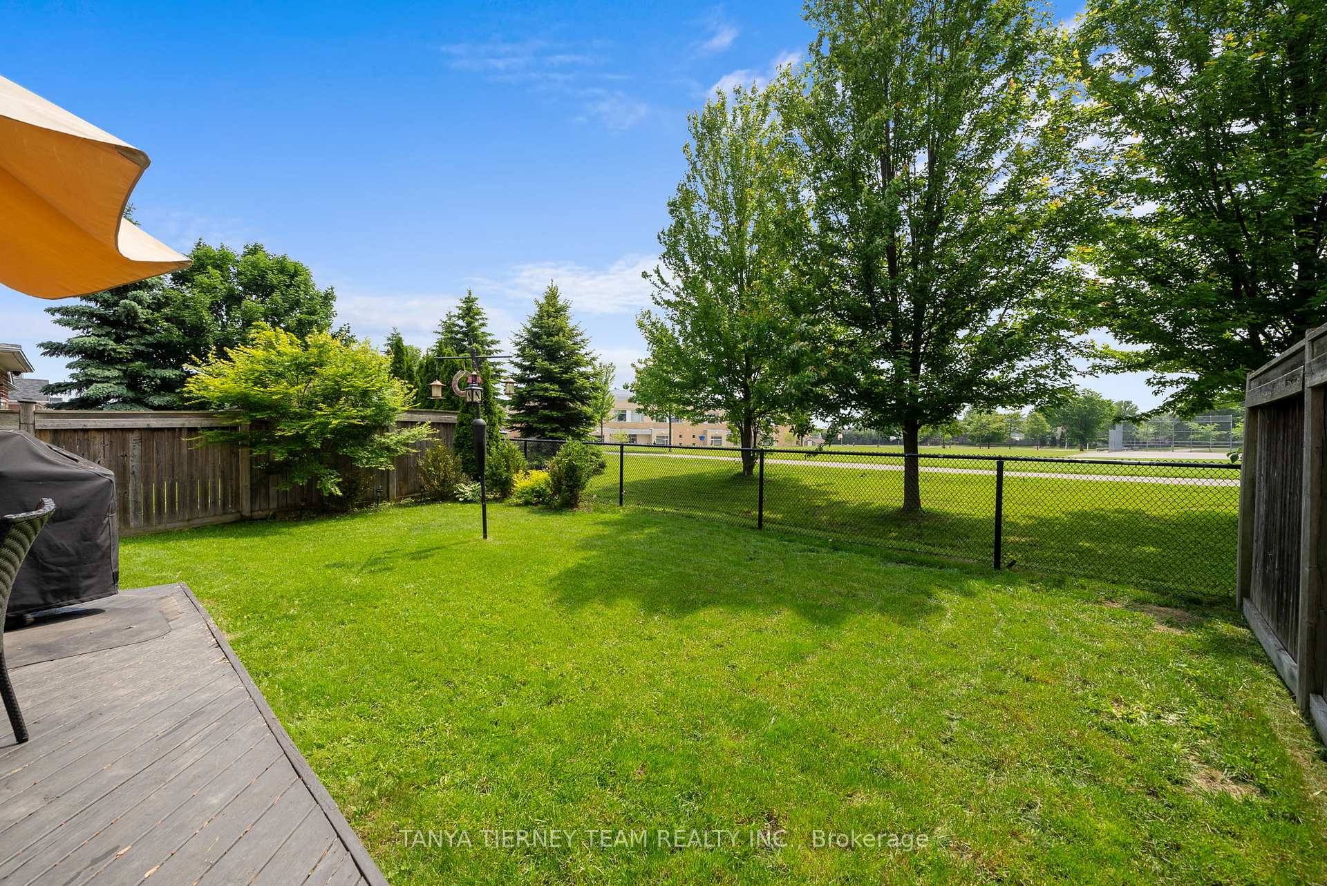 Photo 37 of 116 Cachet Boulevard, Whitby, Brooklin — HOMEH