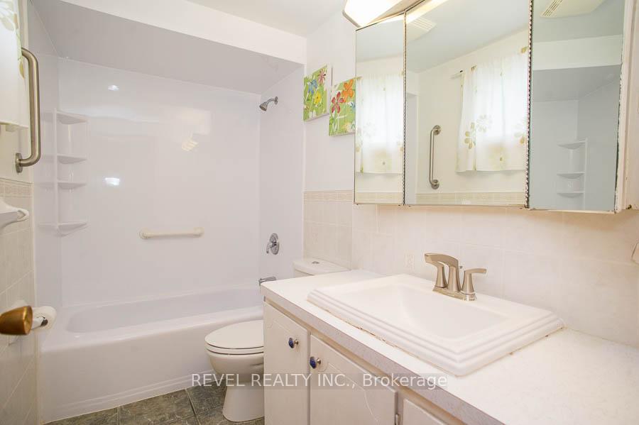Photo 15 of 15 Sprucehill Drive, Brantford — HOMEH