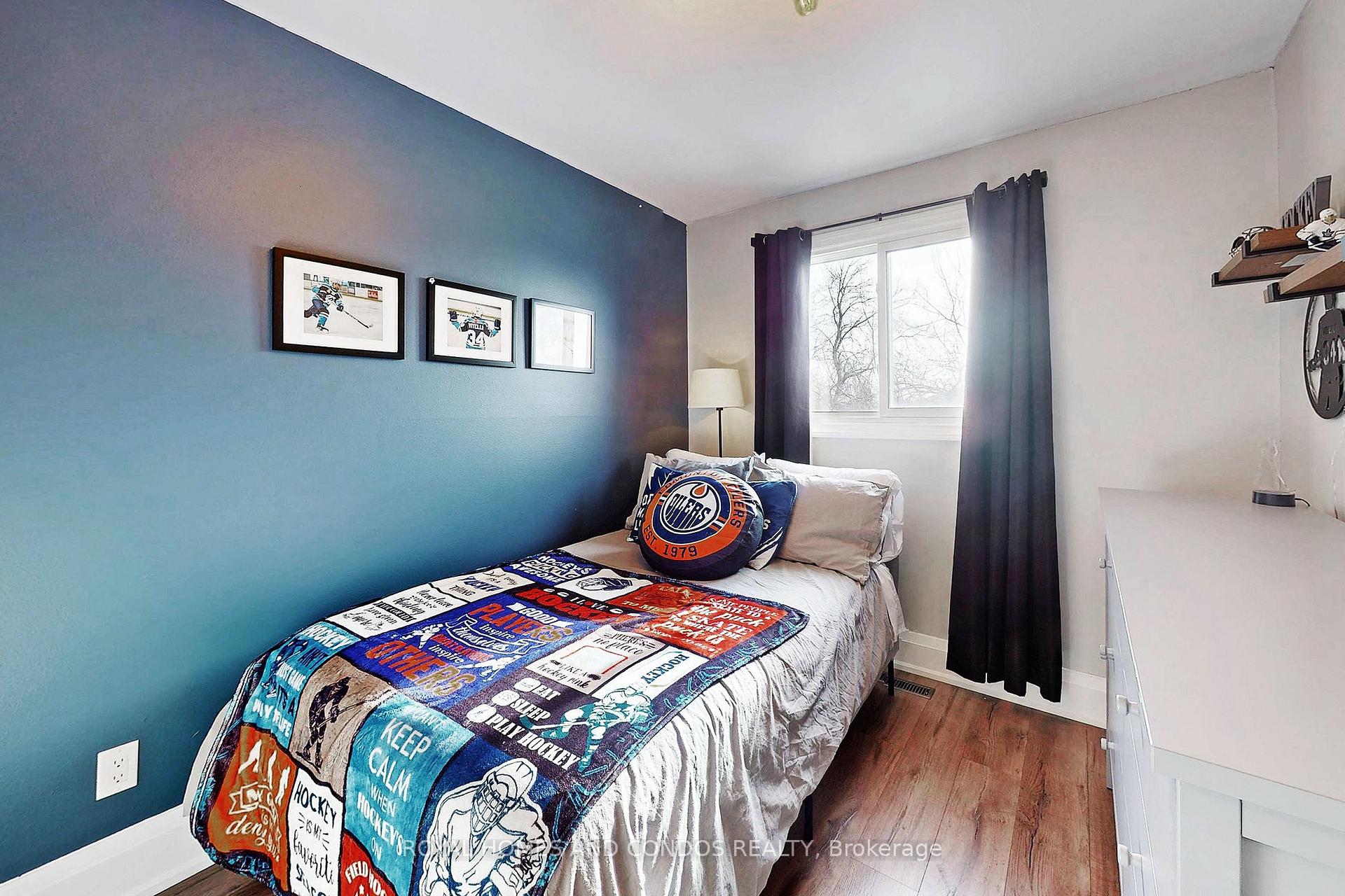 Photo 19 of 46 Nora Court, Cambridge, Silver Heights — HOMEH