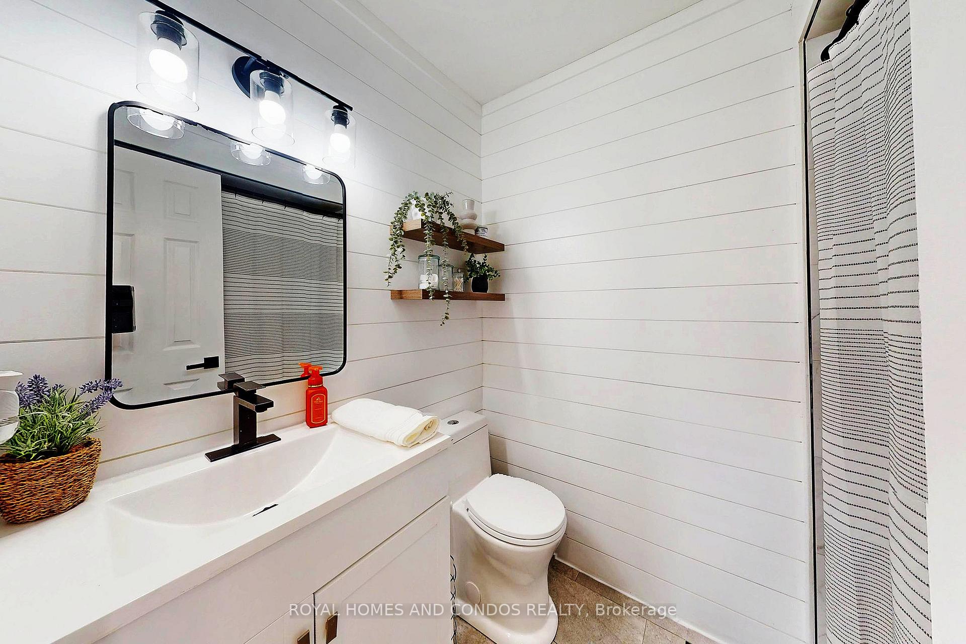Photo 20 of 46 Nora Court, Cambridge, Silver Heights — HOMEH