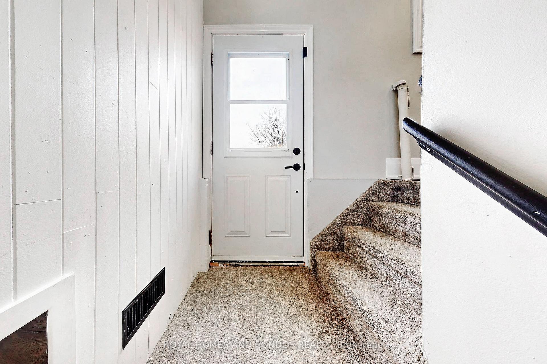 Photo 25 of 46 Nora Court, Cambridge, Silver Heights — HOMEH