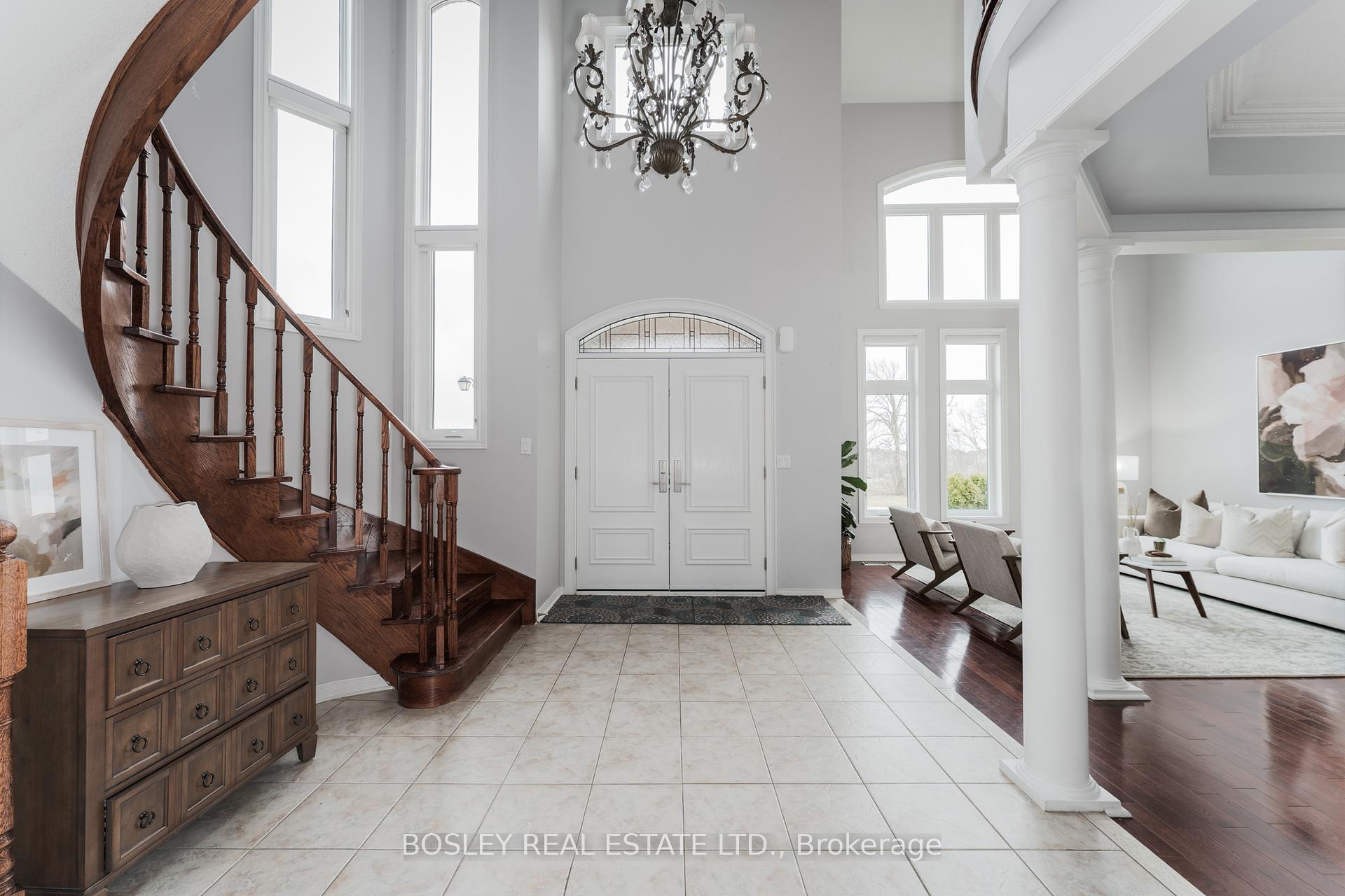 Photo 12 of 50 Belgrave Square, Markham, Berczy — HOMEH