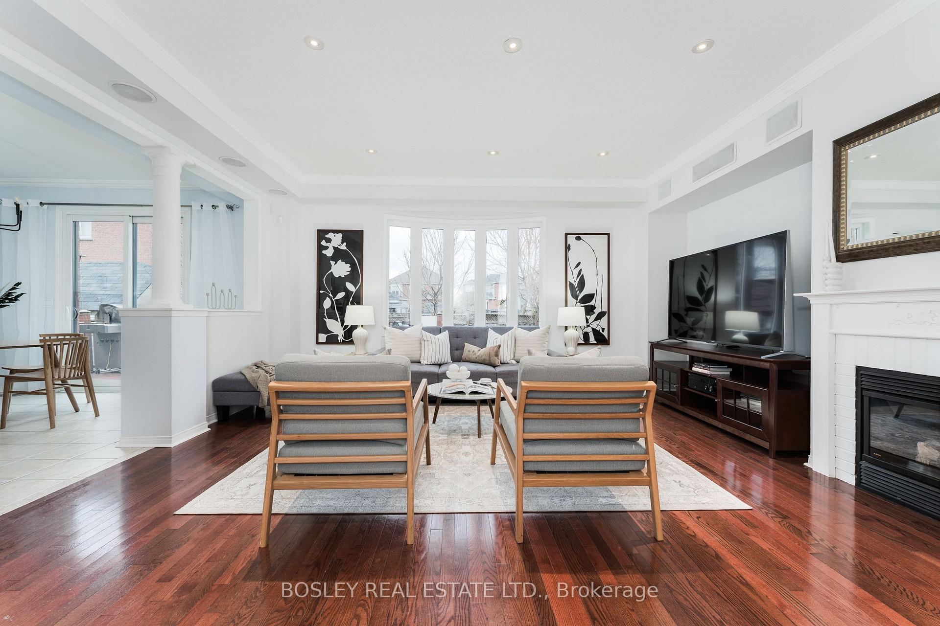 Photo 33 of 50 Belgrave Square, Markham, Berczy — HOMEH