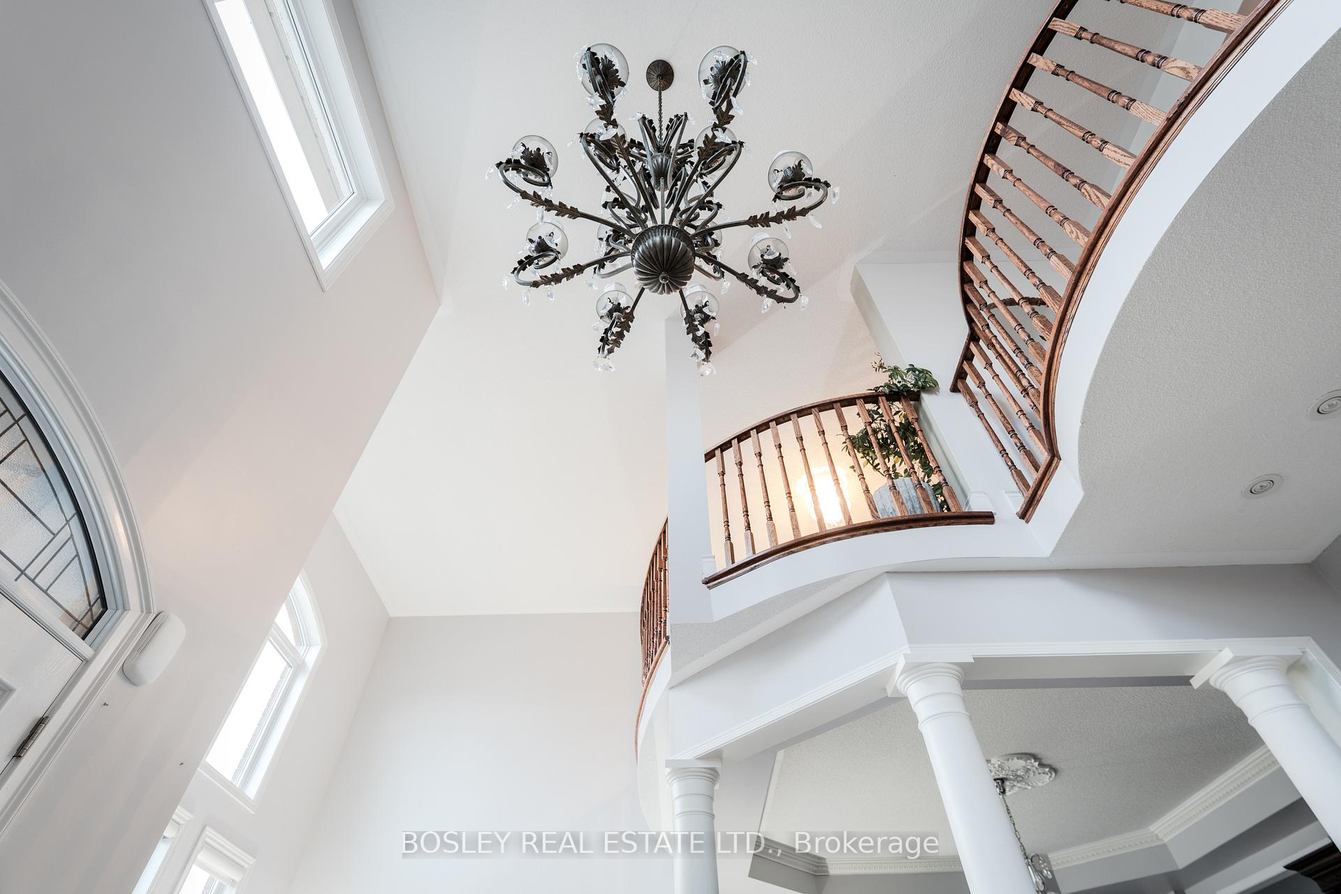 Photo 18 of 50 Belgrave Square, Markham, Berczy — HOMEH