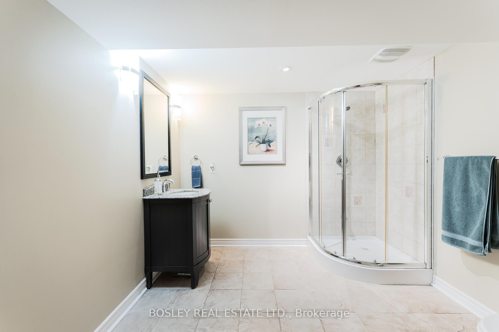 Photo 29 of 50 Belgrave Square, Markham, Berczy — HOMEH