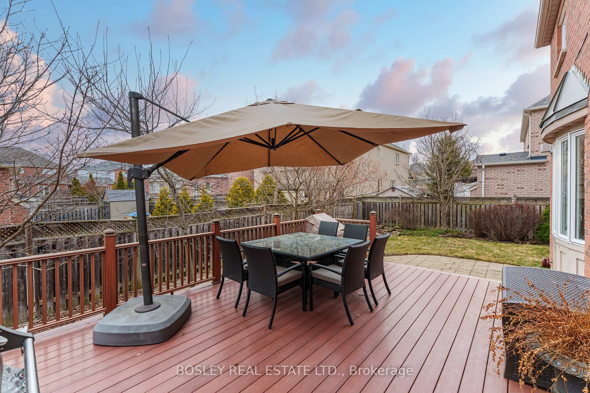 Photo 35 of 50 Belgrave Square, Markham, Berczy — HOMEH
