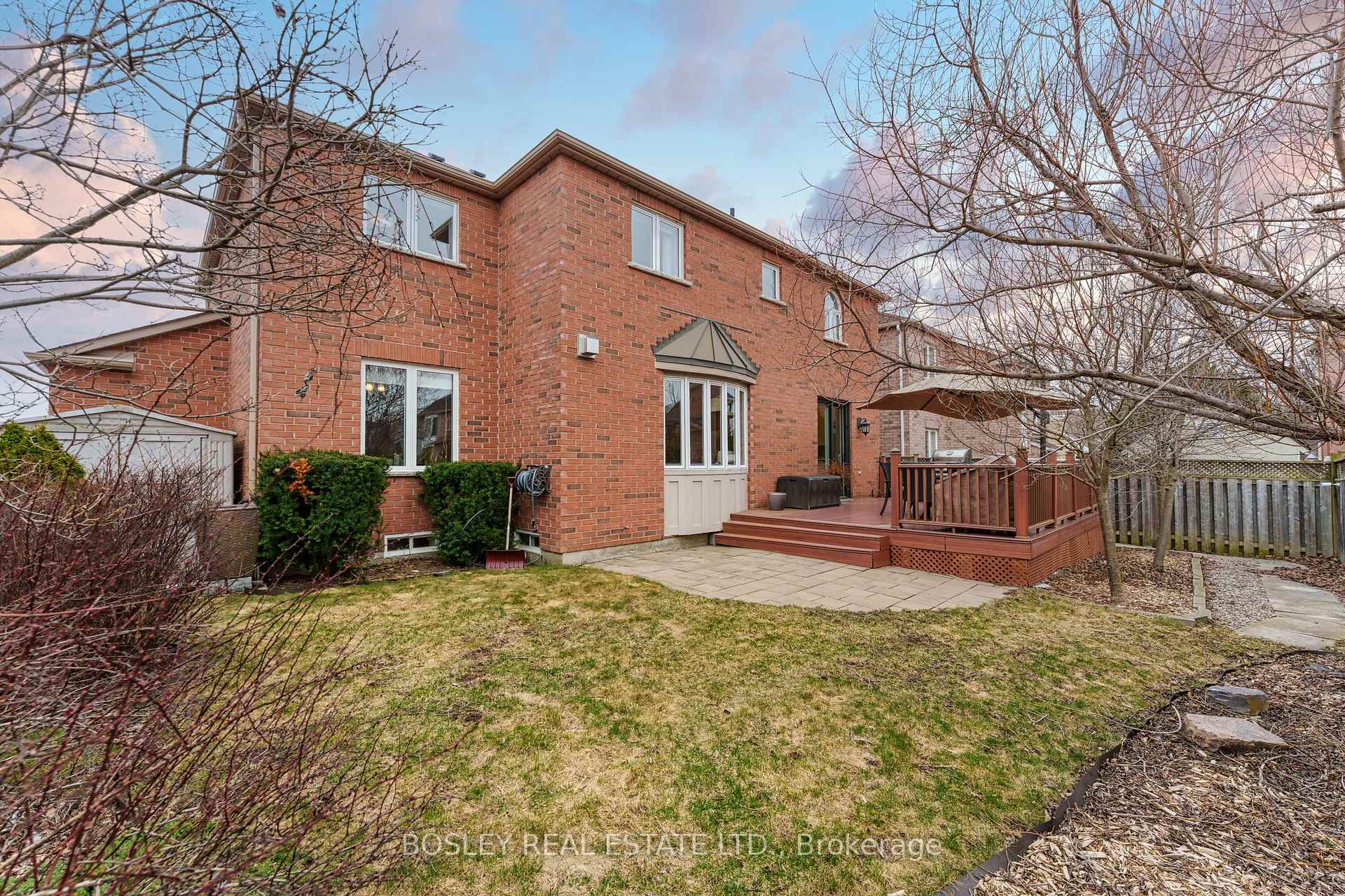 Photo 38 of 50 Belgrave Square, Markham, Berczy — HOMEH