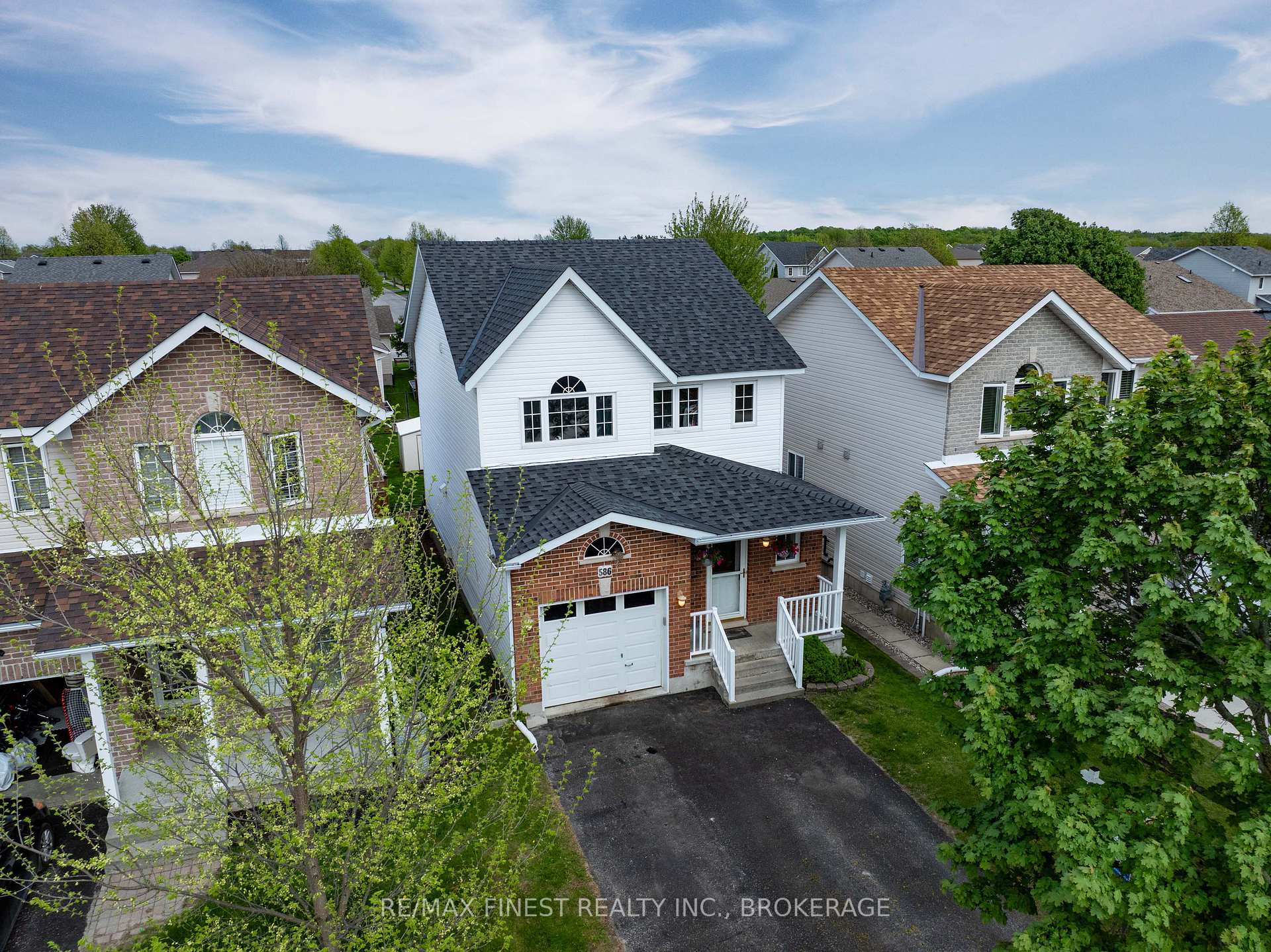 Photo 11 of 586 Freeman Crescent, Kingston, Kingston East (Incl Barret Crt) — HOMEH