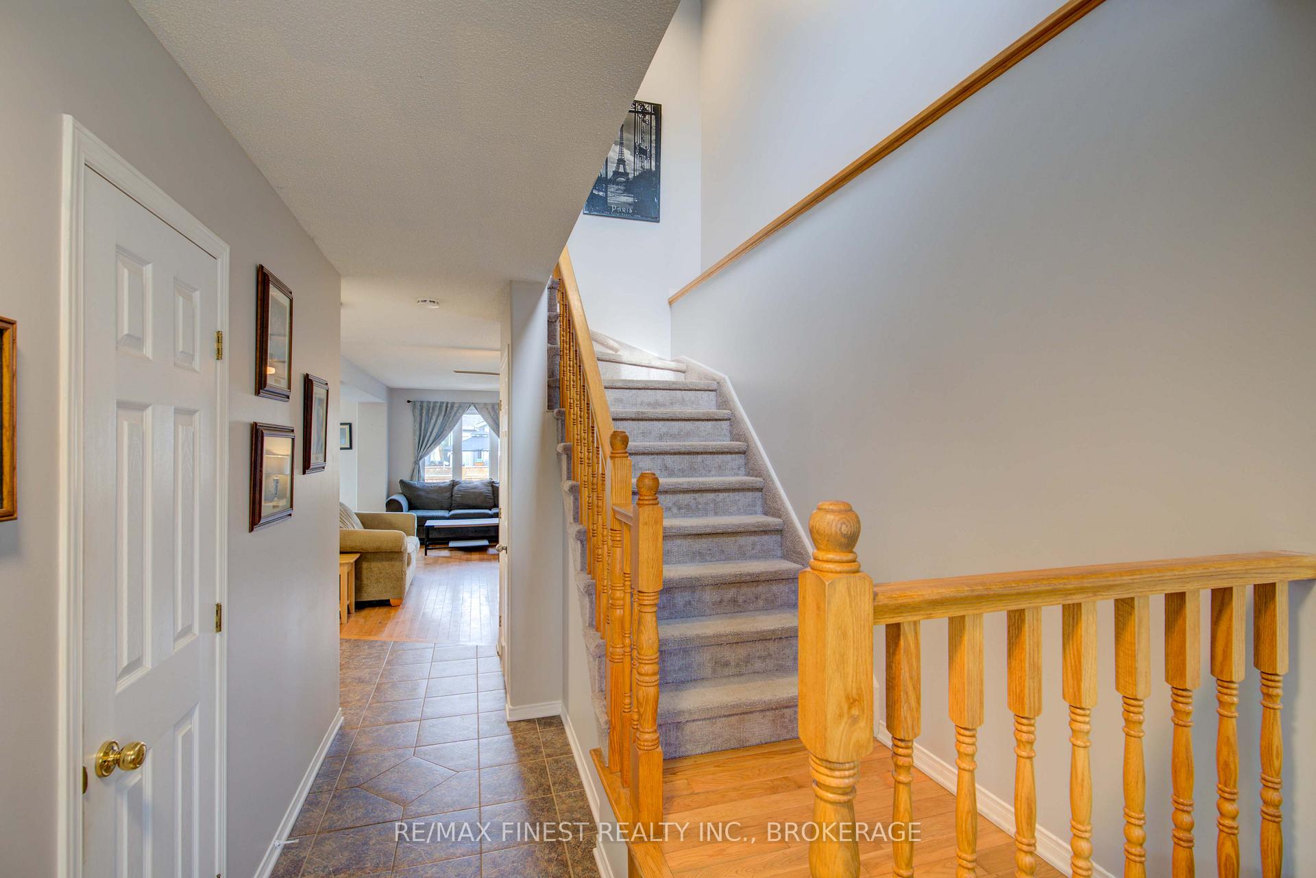 Photo 28 of 586 Freeman Crescent, Kingston, Kingston East (Incl Barret Crt) — HOMEH