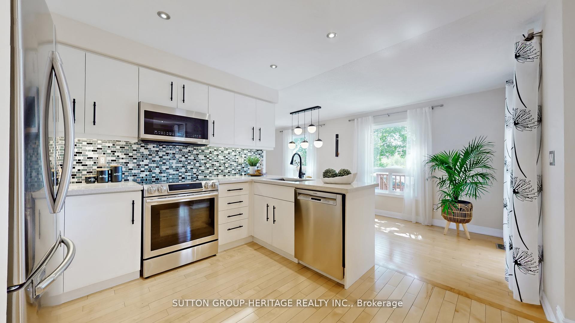 Photo 26 of 984 Rambleberry Avenue, Pickering, Liverpool — HOMEH