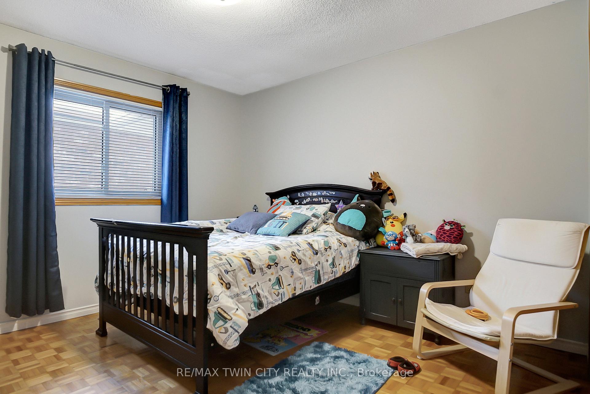 Photo 21 of 562 Champlain Boulevard, Cambridge — HOMEH