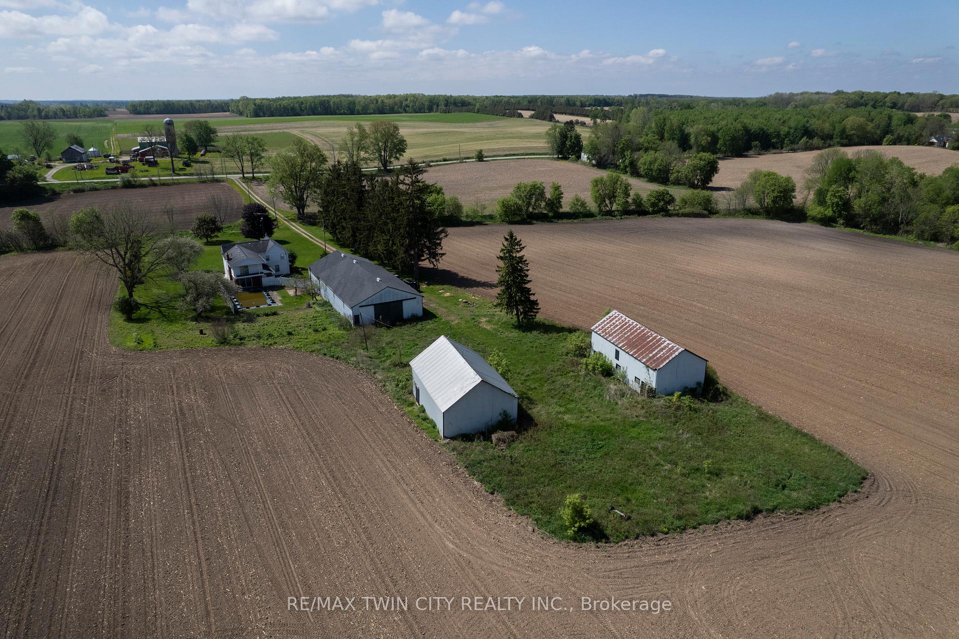 Photo 9 of 274 Thirteenth Conc. Road, Brant, Burford — HOMEH