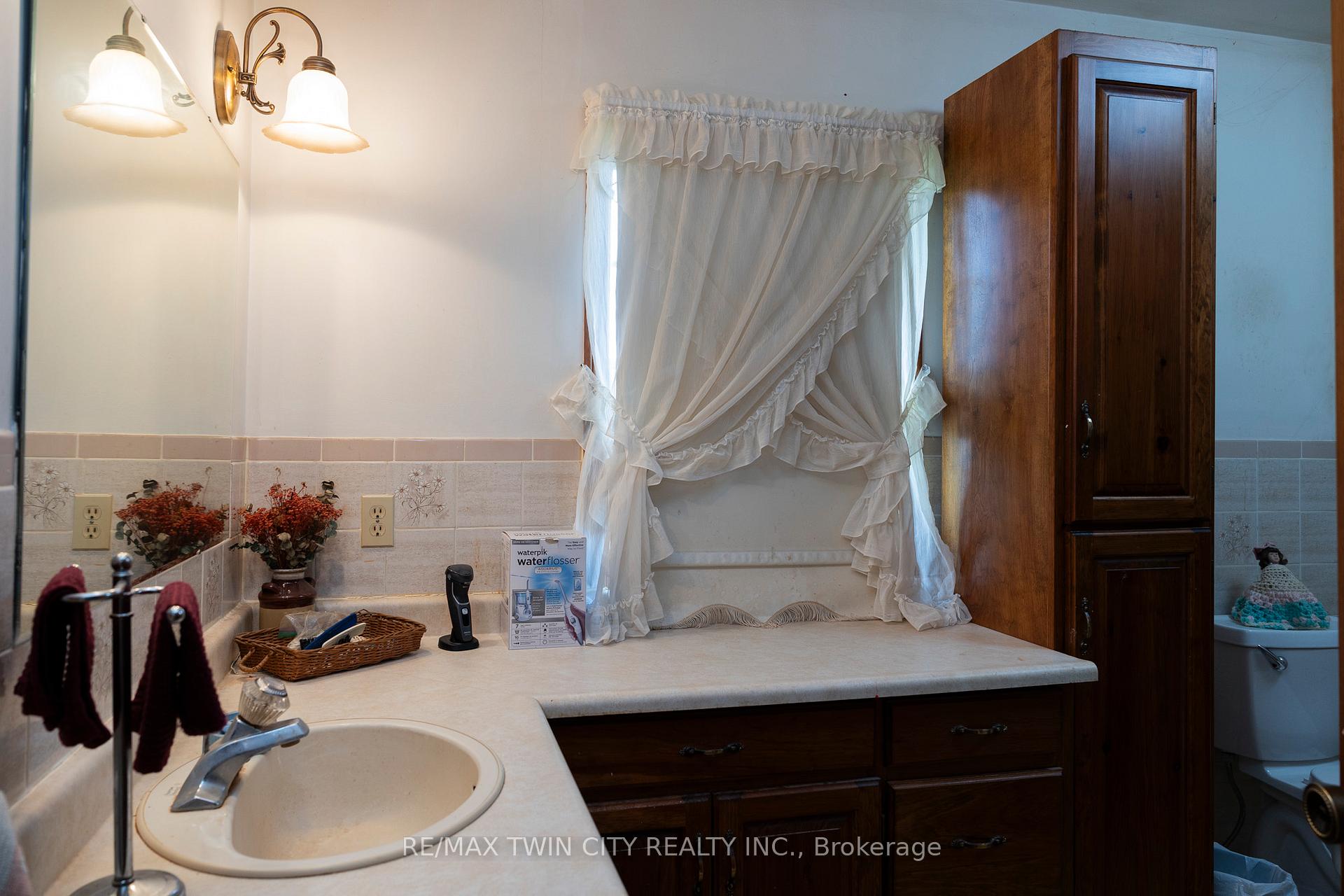 Photo 33 of 274 Thirteenth Conc. Road, Brant, Burford — HOMEH