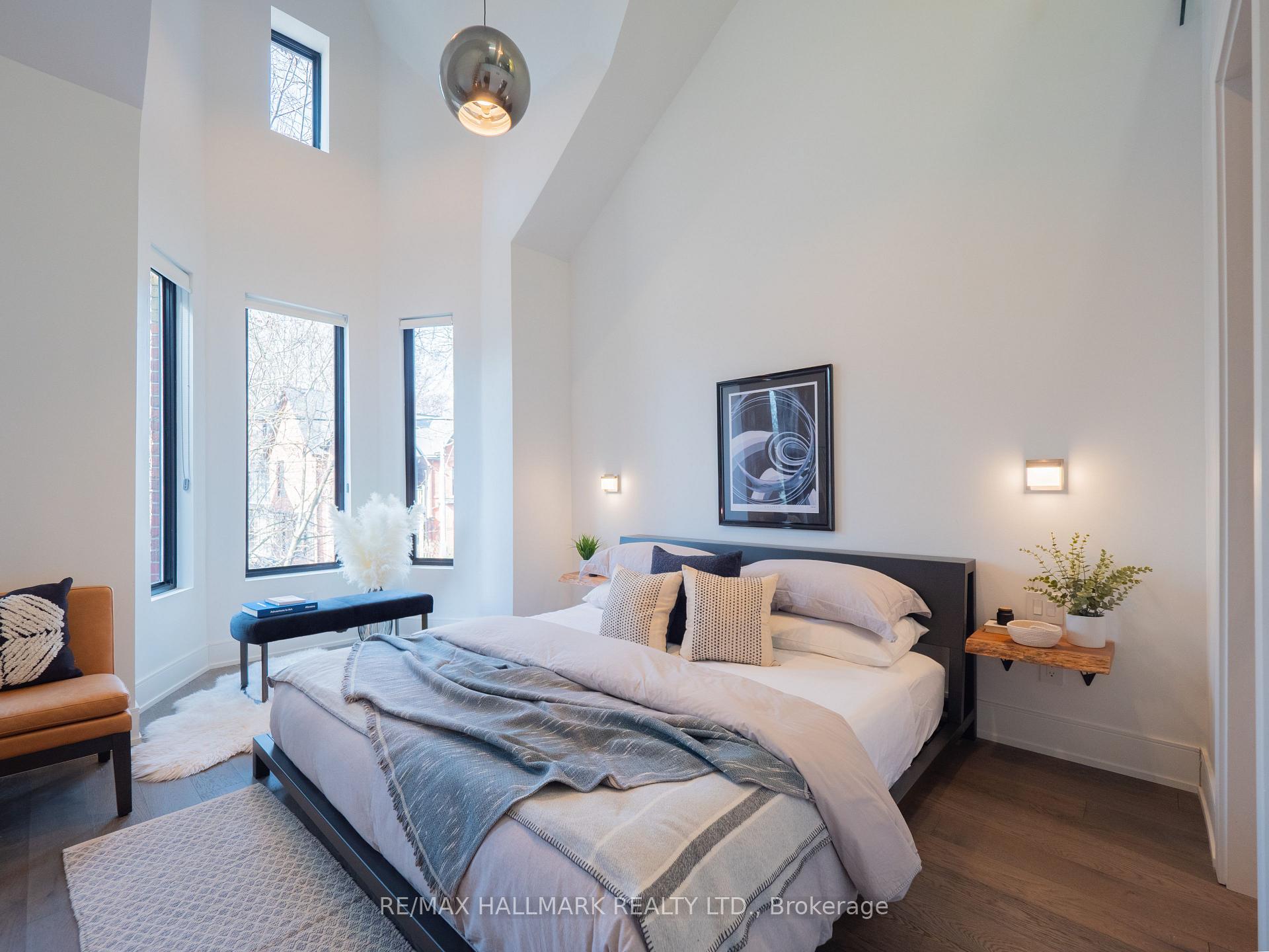 Photo 19 of 161 Pape Avenue, Toronto, South Riverdale — HOMEH