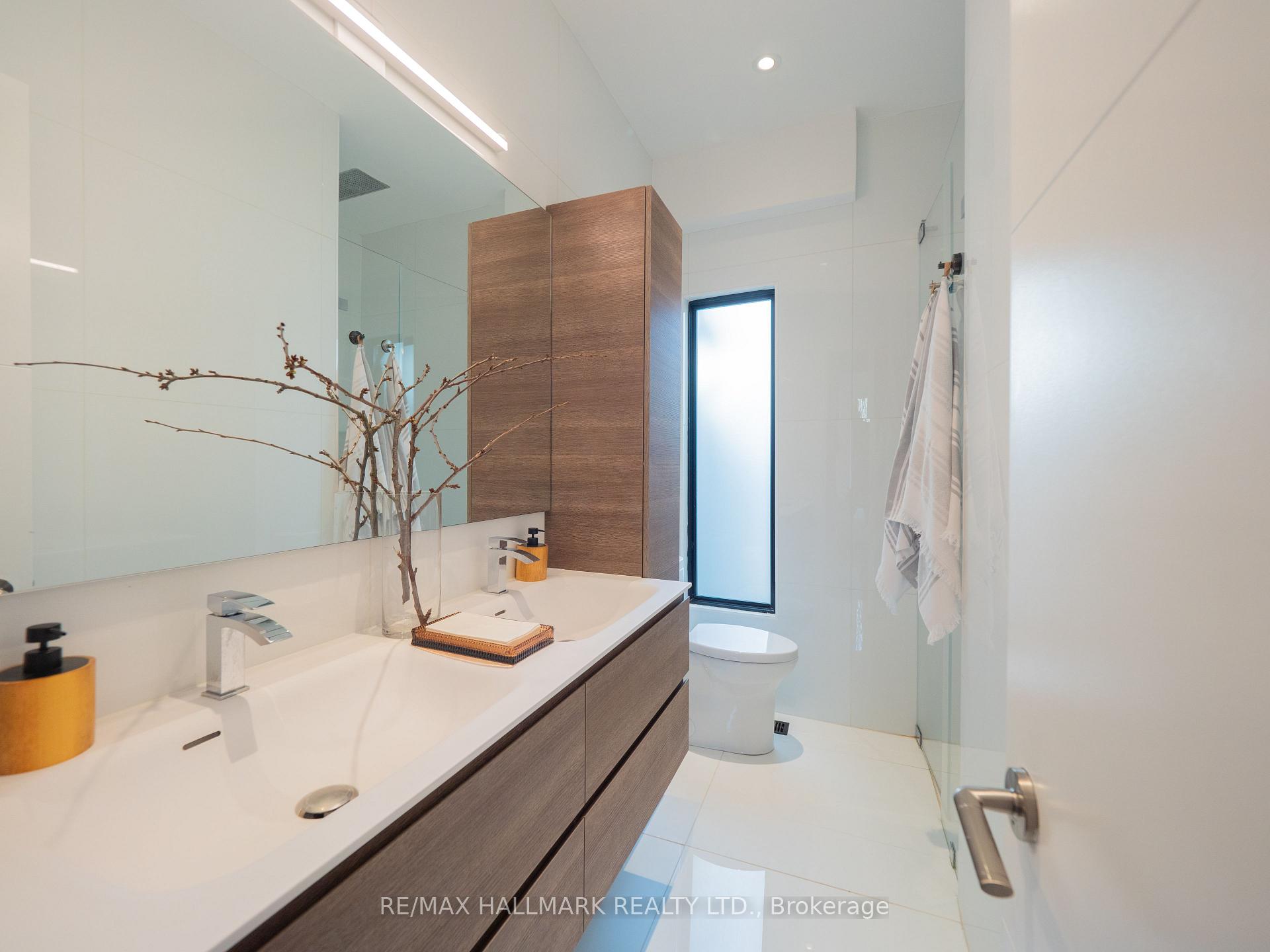 Photo 24 of 161 Pape Avenue, Toronto, South Riverdale — HOMEH