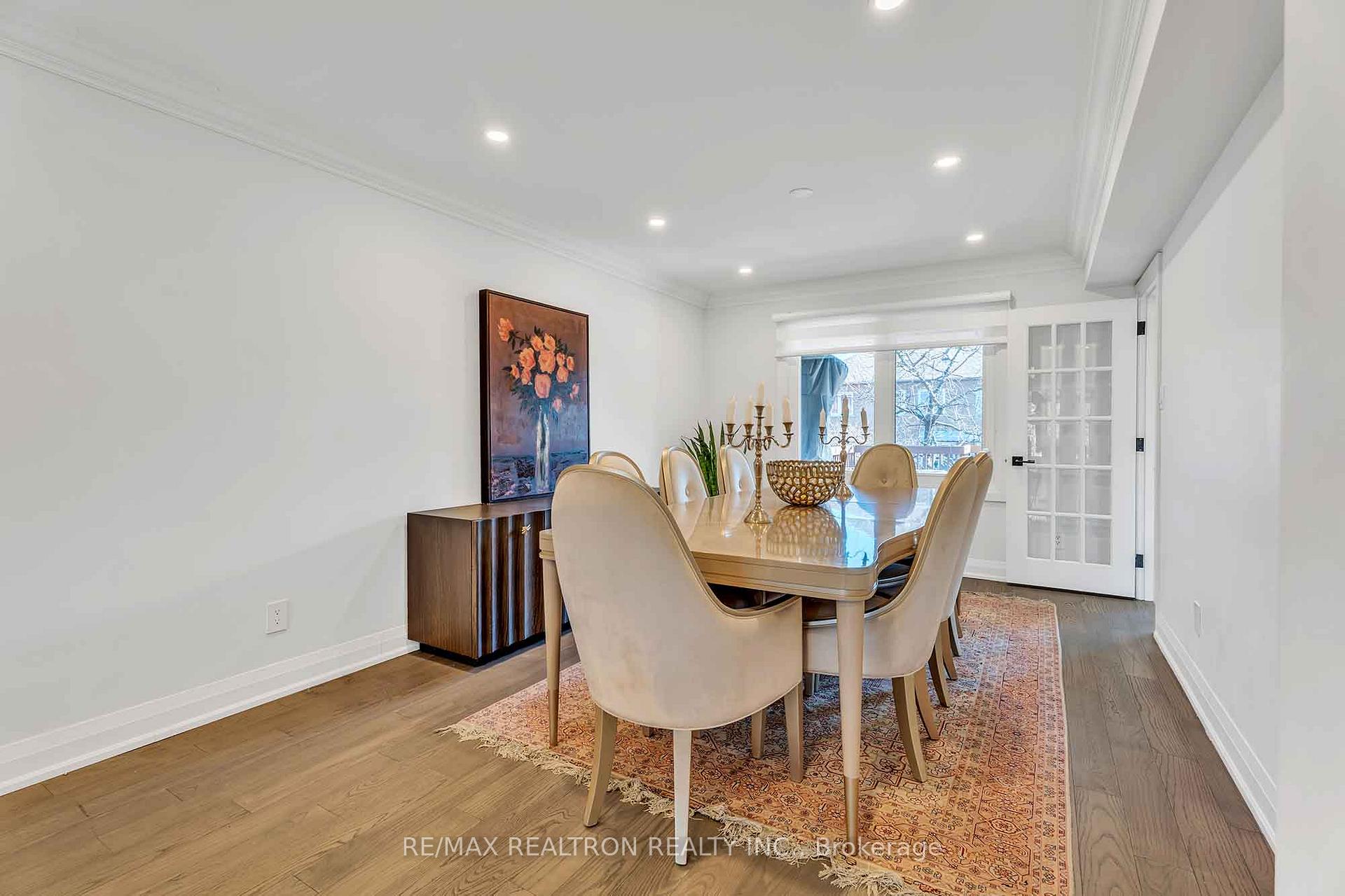 Photo 8 of 11 Baldwin Avenue, Vaughan, Concord — HOMEH