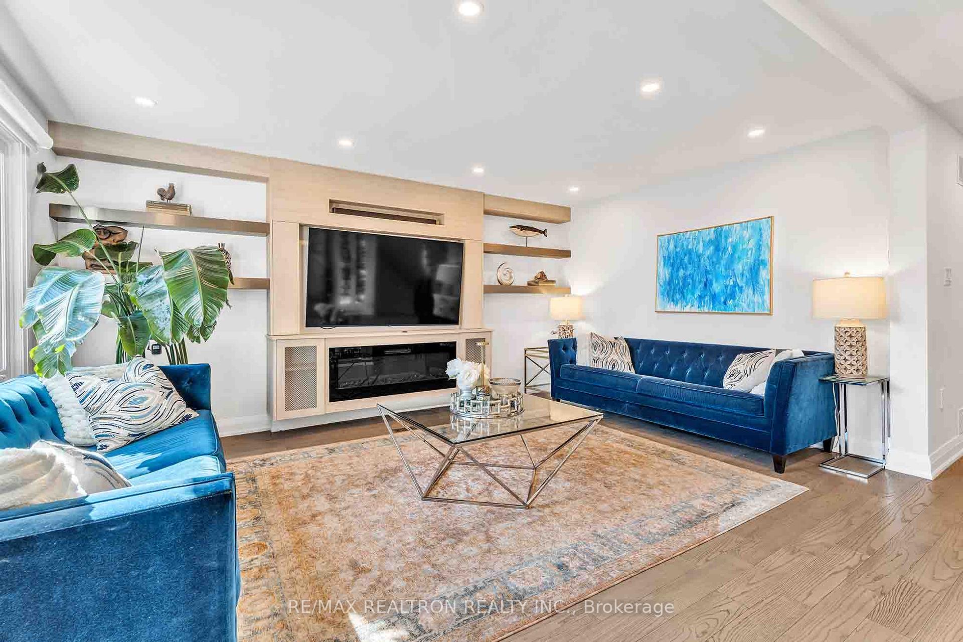 Photo 47 of 11 Baldwin Avenue, Vaughan, Concord — HOMEH