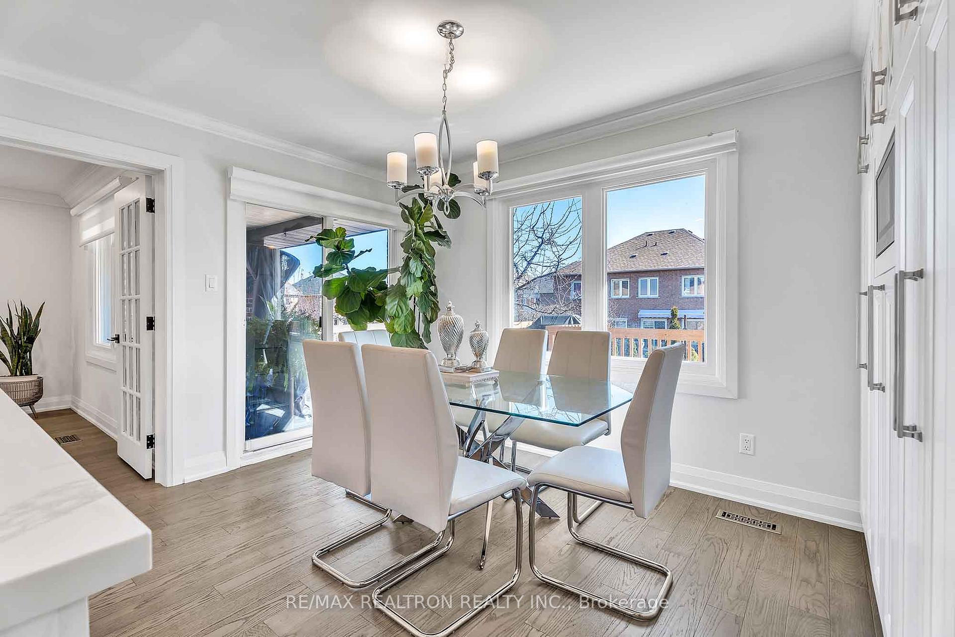 Photo 33 of 11 Baldwin Avenue, Vaughan, Concord — HOMEH