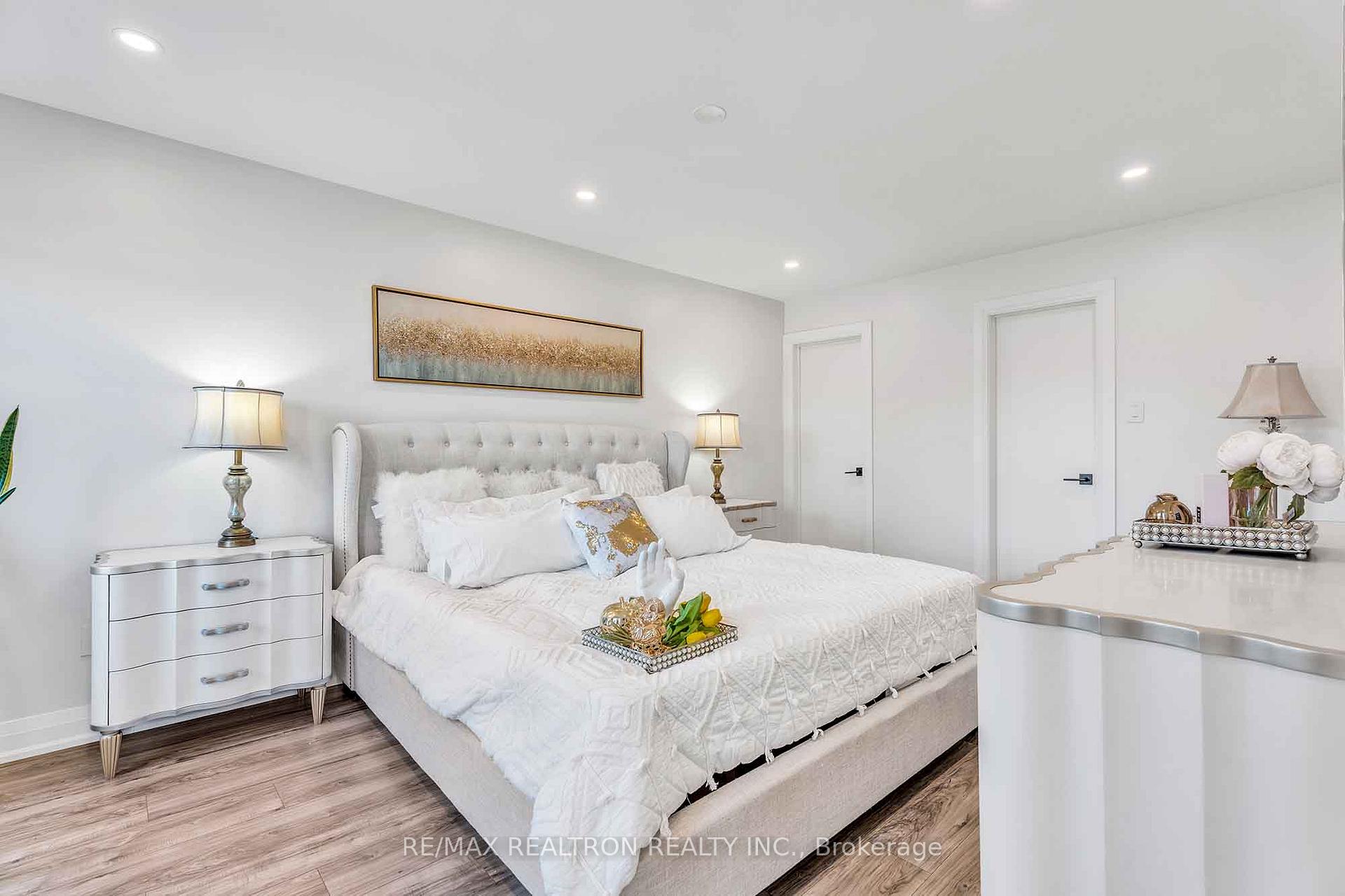 Photo 25 of 11 Baldwin Avenue, Vaughan, Concord — HOMEH