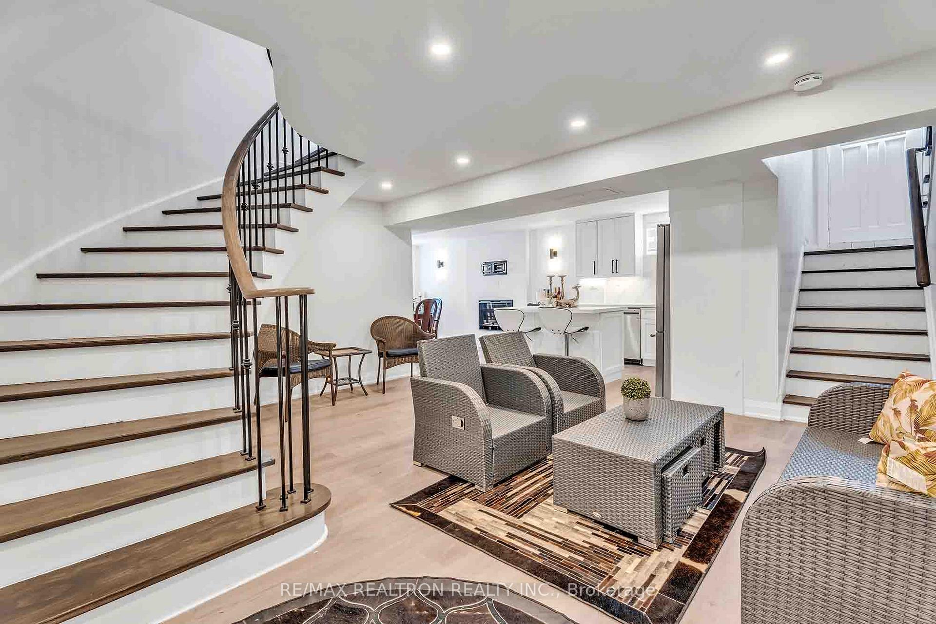 Photo 32 of 11 Baldwin Avenue, Vaughan, Concord — HOMEH