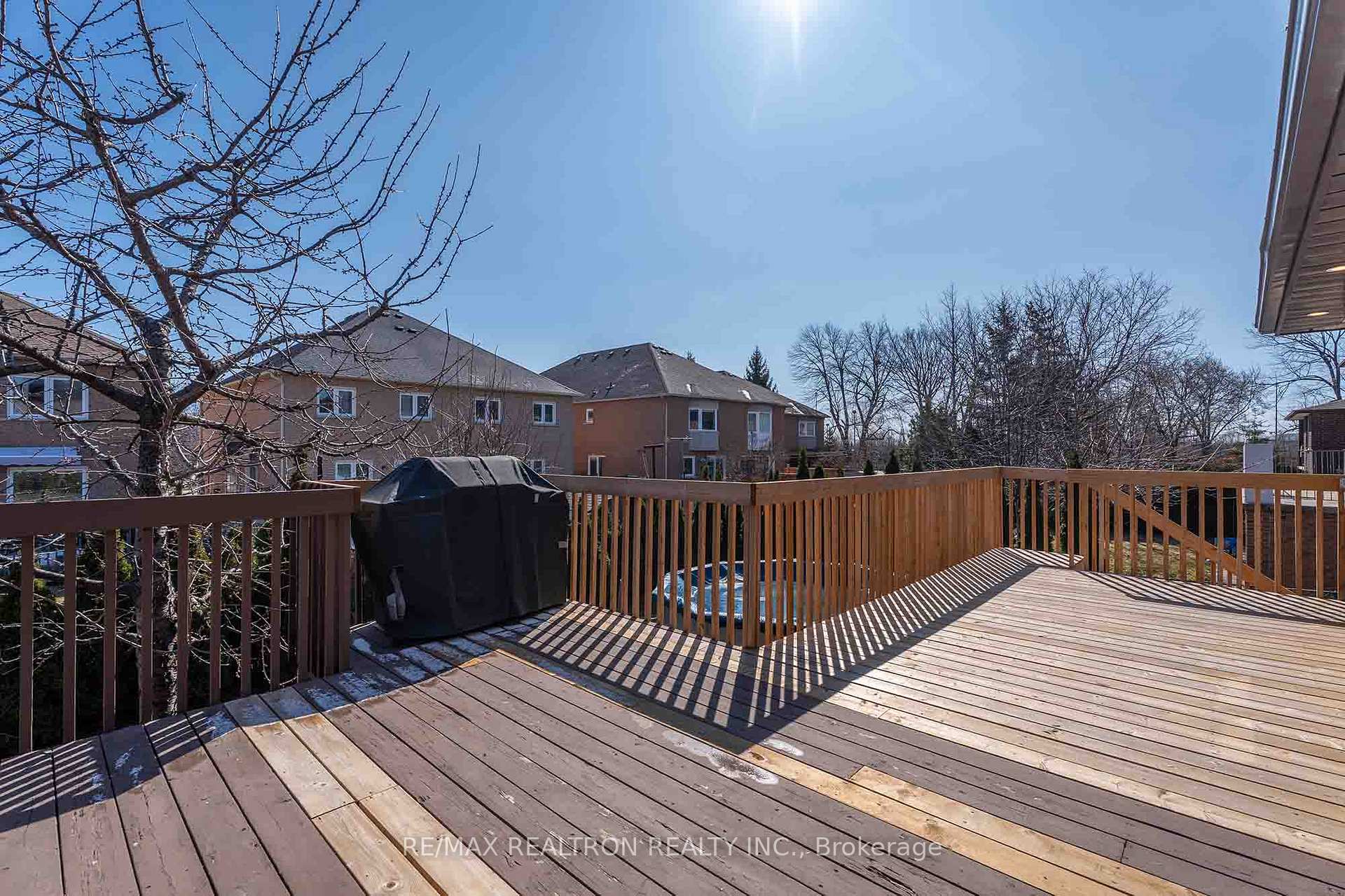 Photo 37 of 11 Baldwin Avenue, Vaughan, Concord — HOMEH