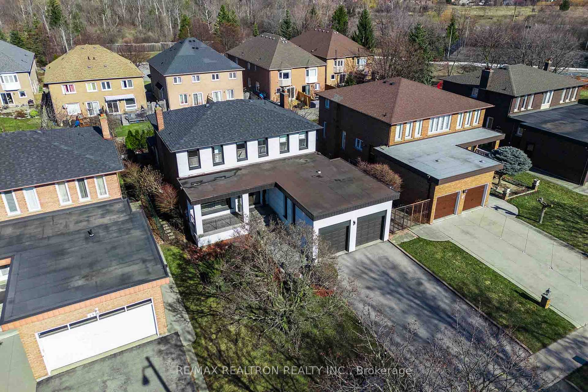 Photo 41 of 11 Baldwin Avenue, Vaughan, Concord — HOMEH